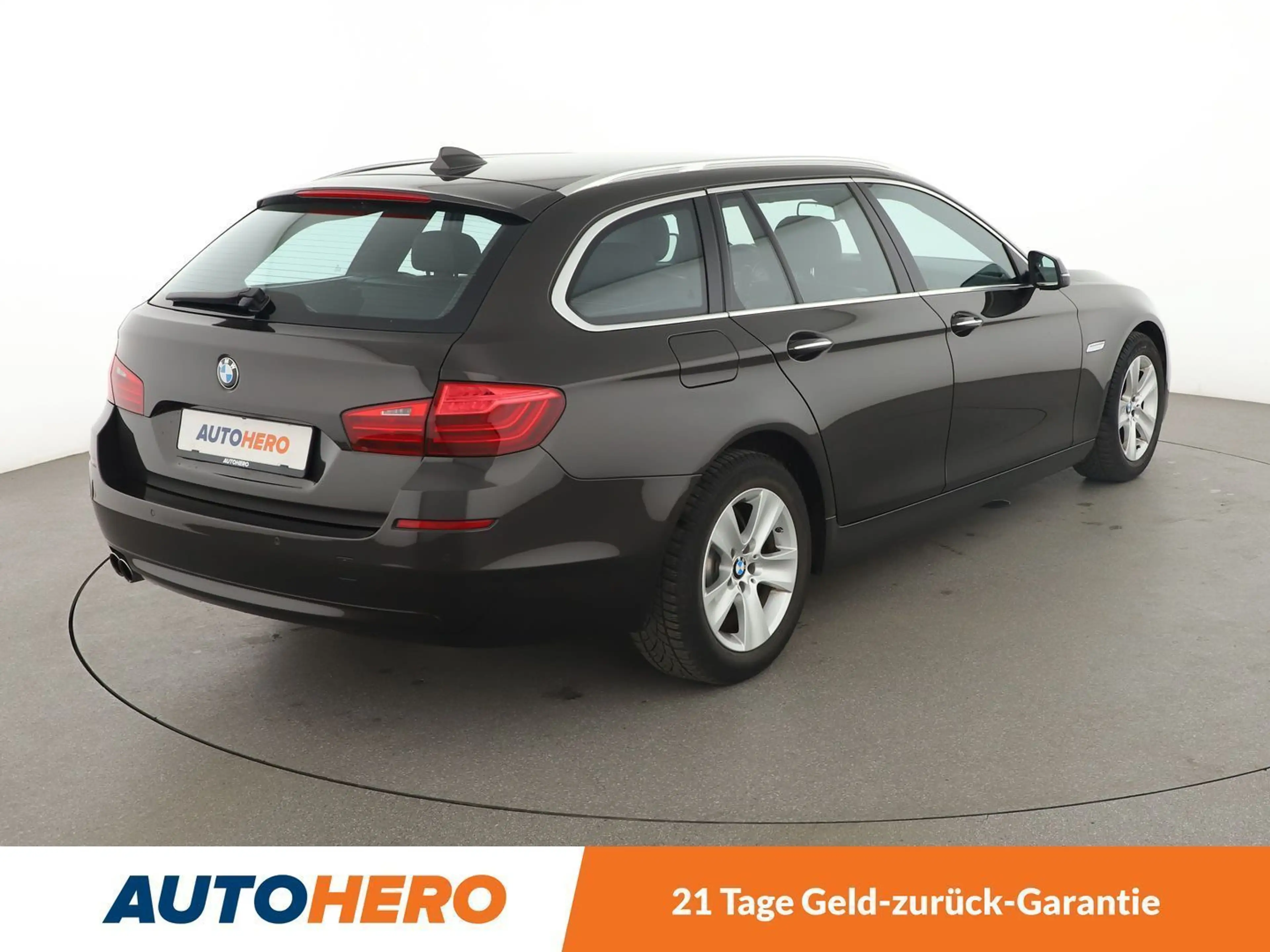 BMW 525 525d Aut.*NAVI*XENON*TEMPO*PDC* — photo 6