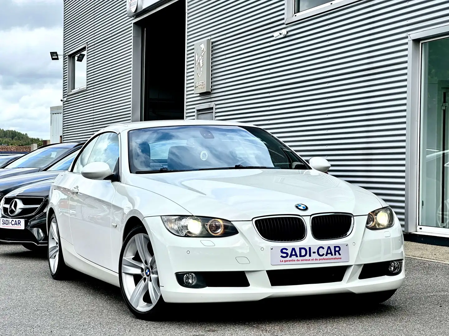 BMW 320 Cabriolet 320 d 163cv PACKSPORT Blanc - 1