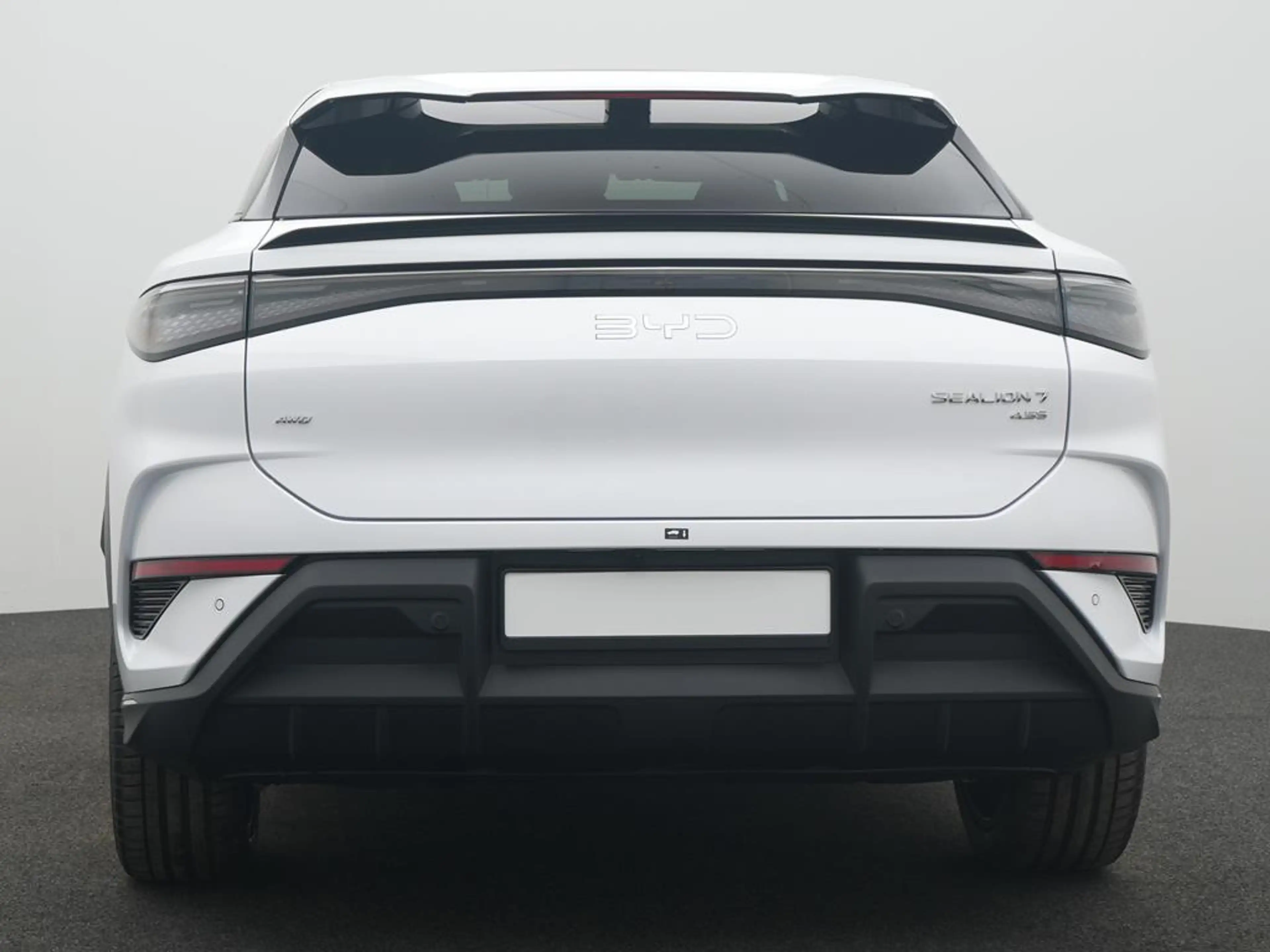 BYD Sealion 7 Excellence AWD — photo 4