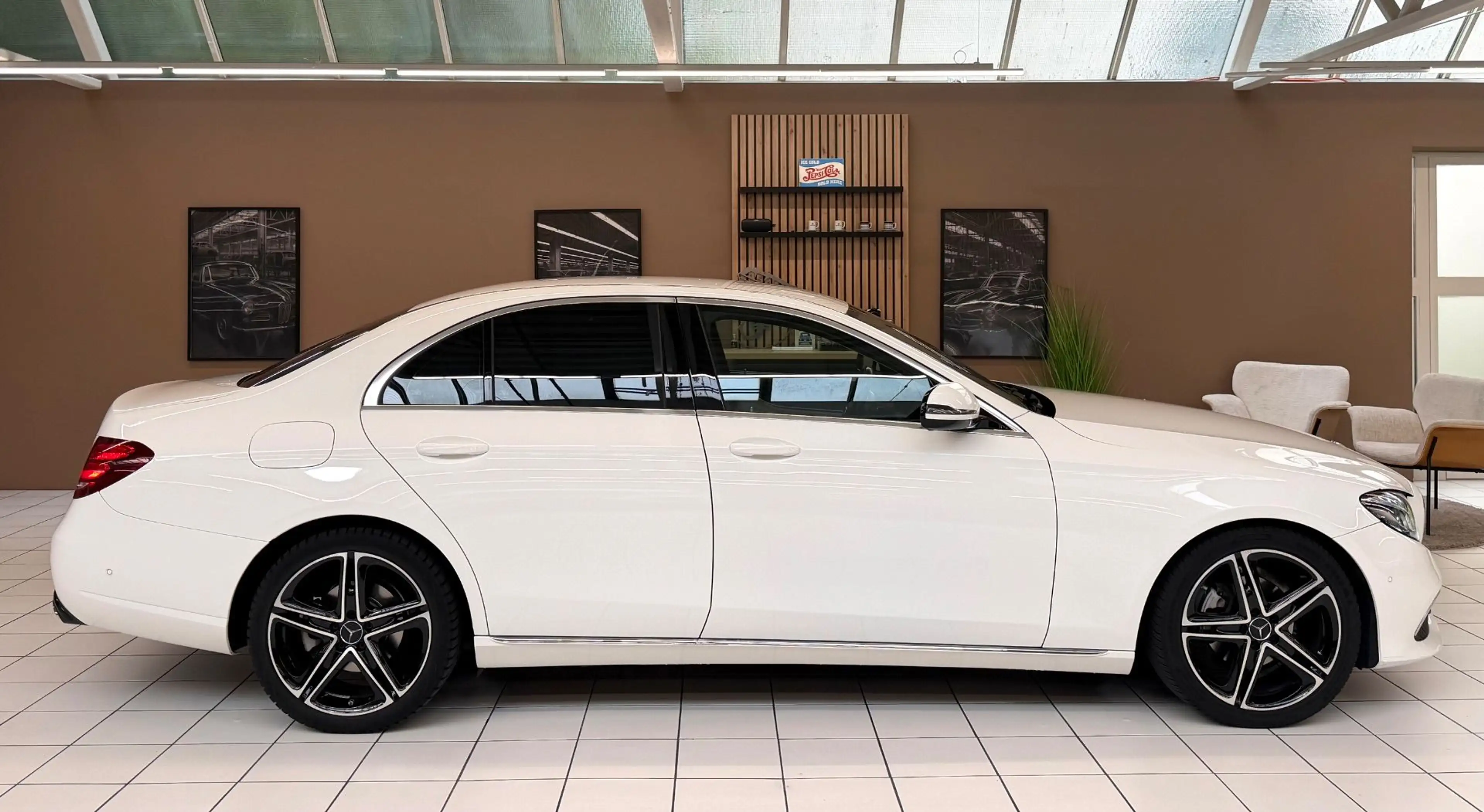 Mercedes-Benz E 220 d Avantgarde Aut./Burmester — photo 7