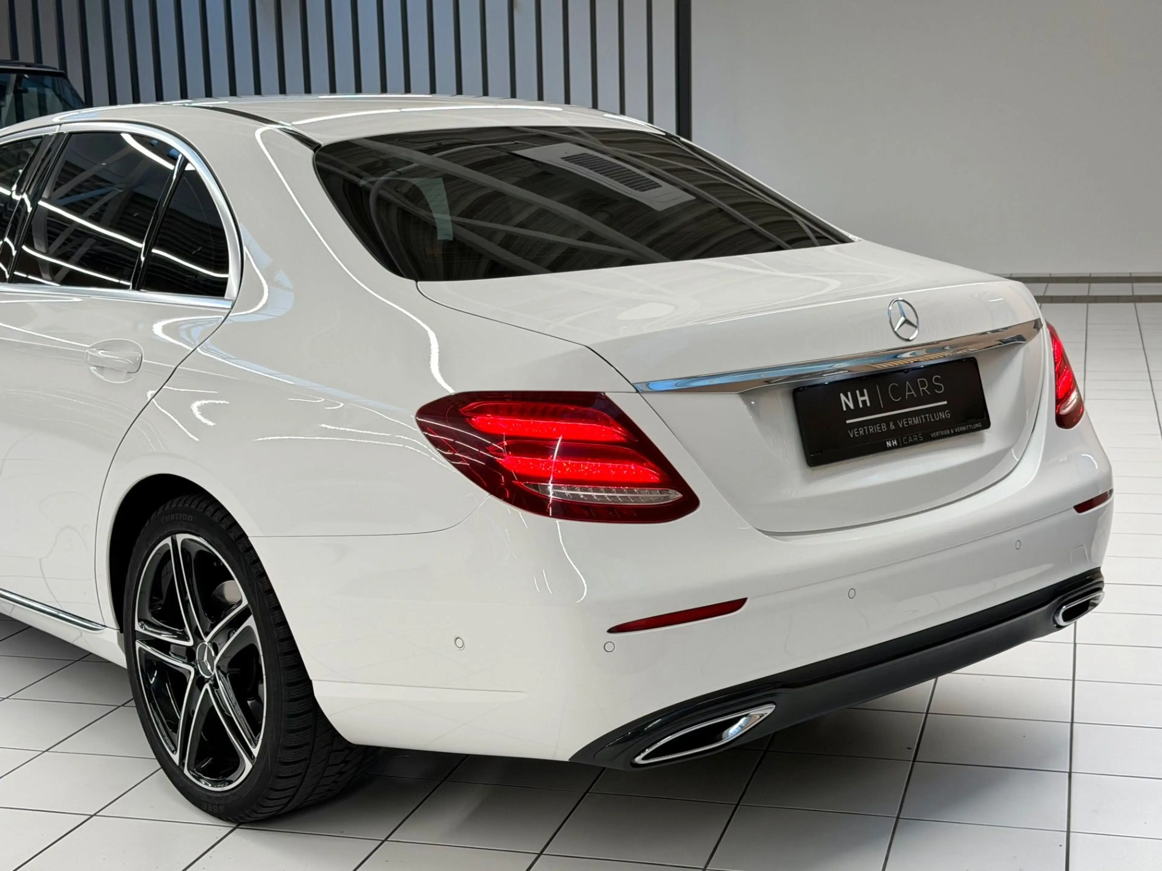 Mercedes-Benz E 220 d Avantgarde Aut./Burmester — photo 9