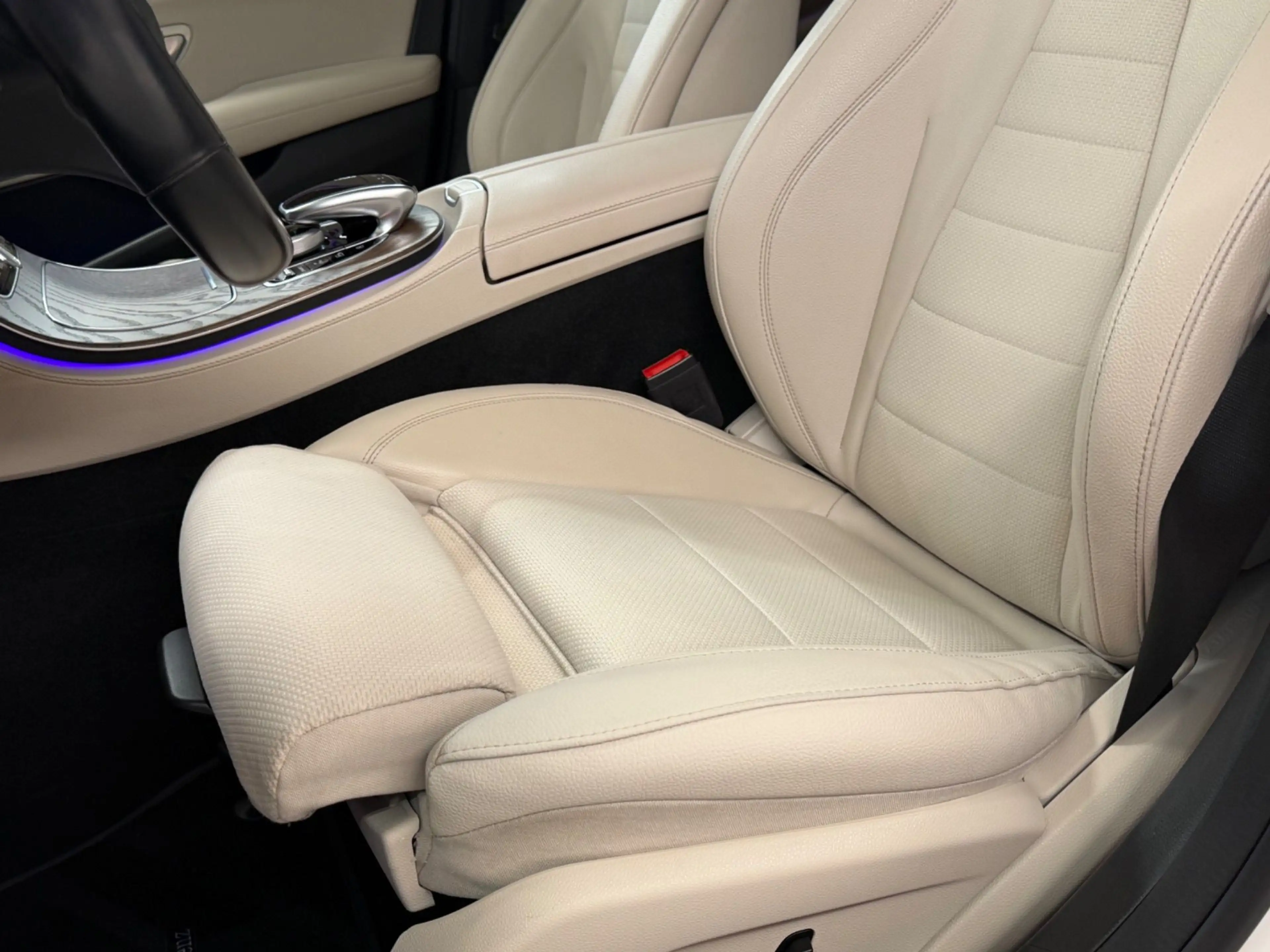Mercedes-Benz E 220 d Avantgarde Aut./Burmester — photo 15