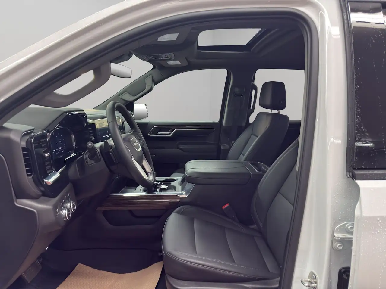 GMC Sierra 1500 photo GMC Sierra 1500