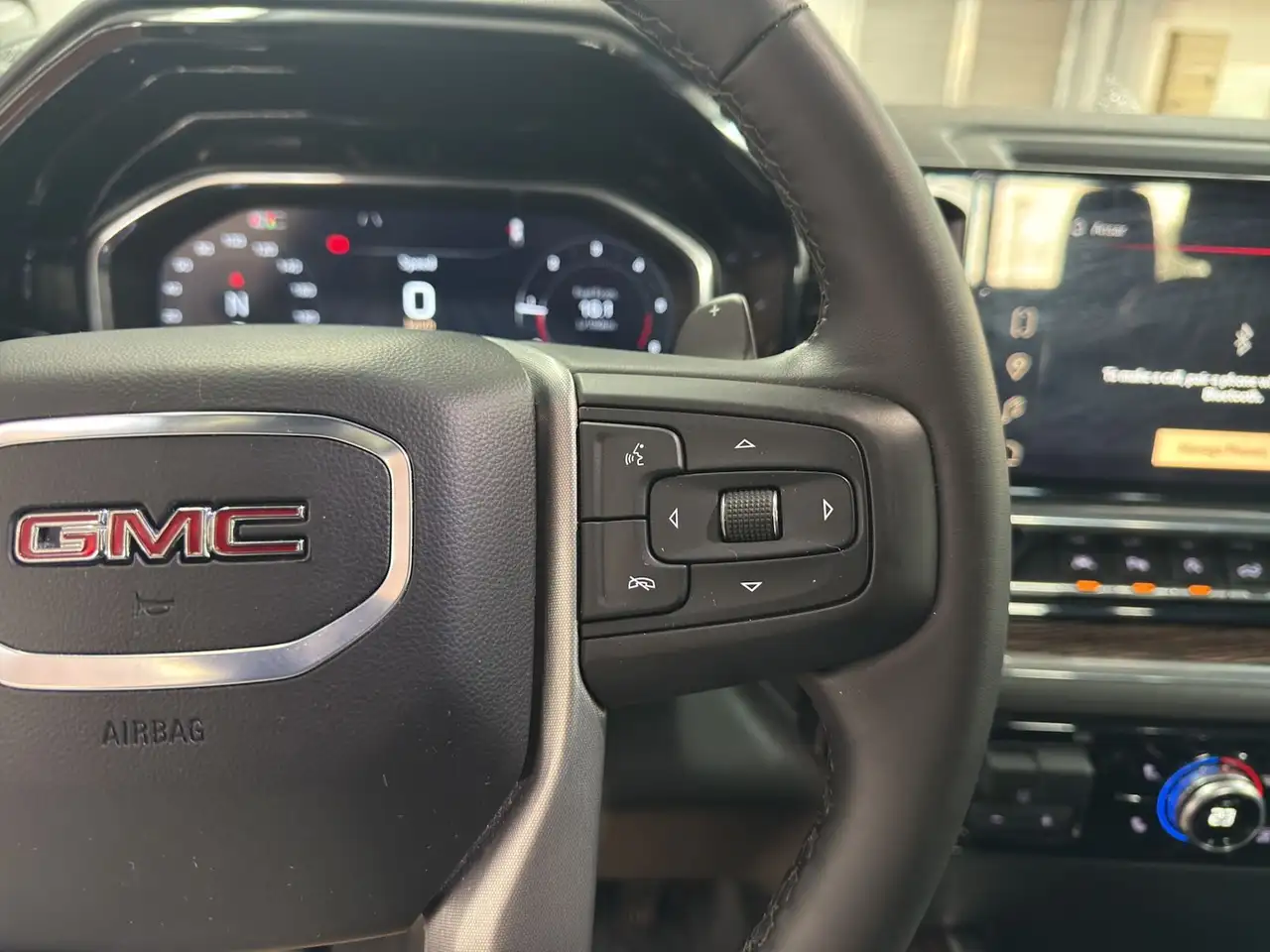GMC Sierra 1500 photo GMC Sierra 1500