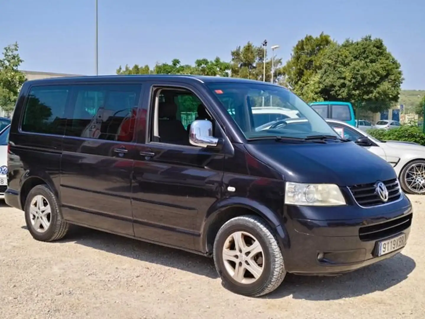 Volkswagen Multivan 2.0Bi-TDI Comfortline 180 Negro - 2
