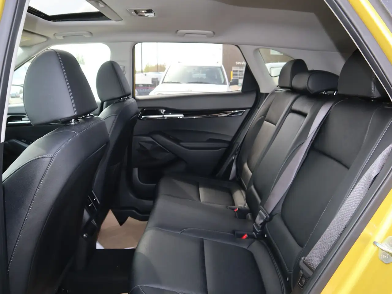 Kia Seltos снимка Kia Seltos
