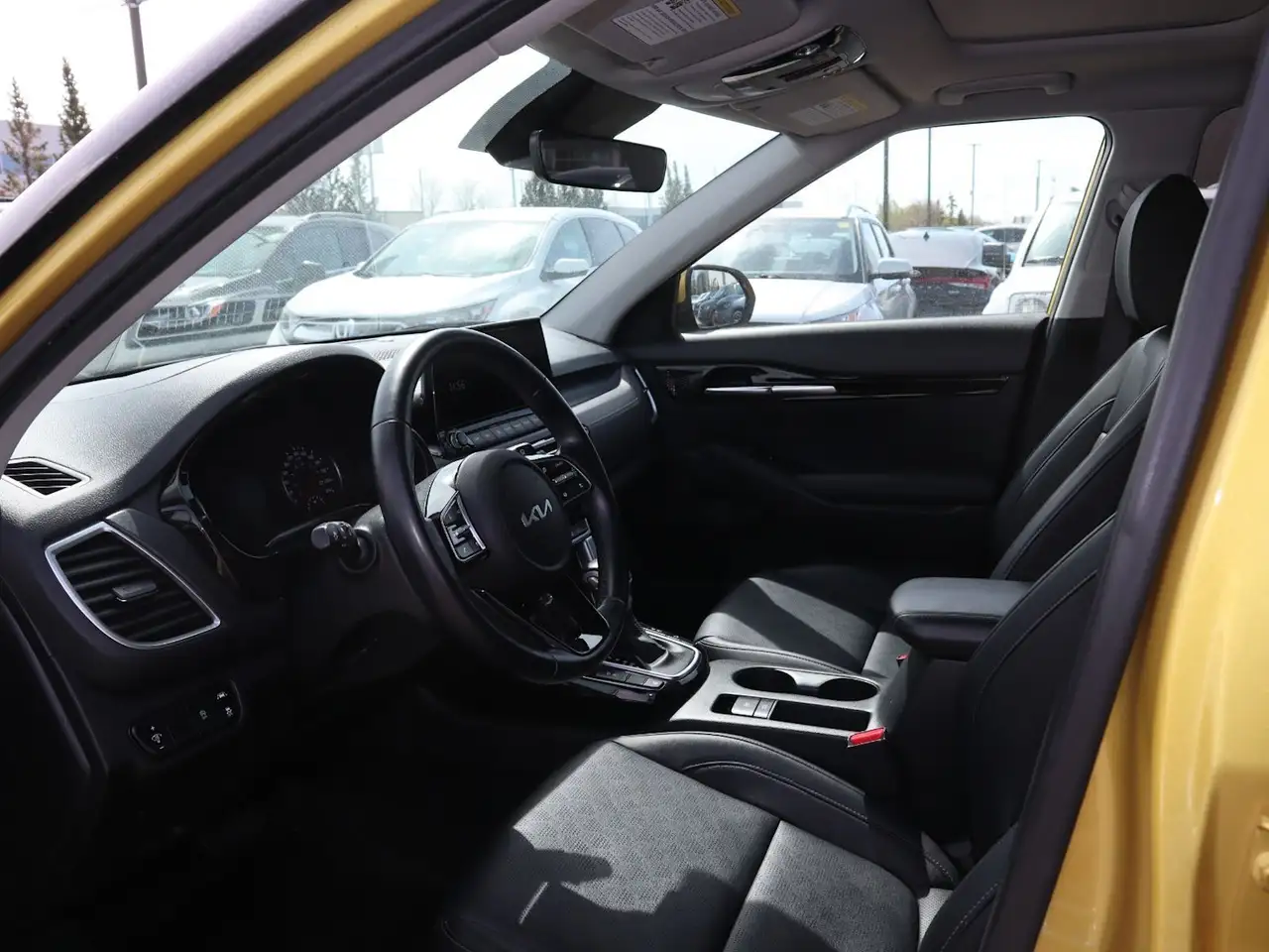 Kia Seltos снимка Kia Seltos