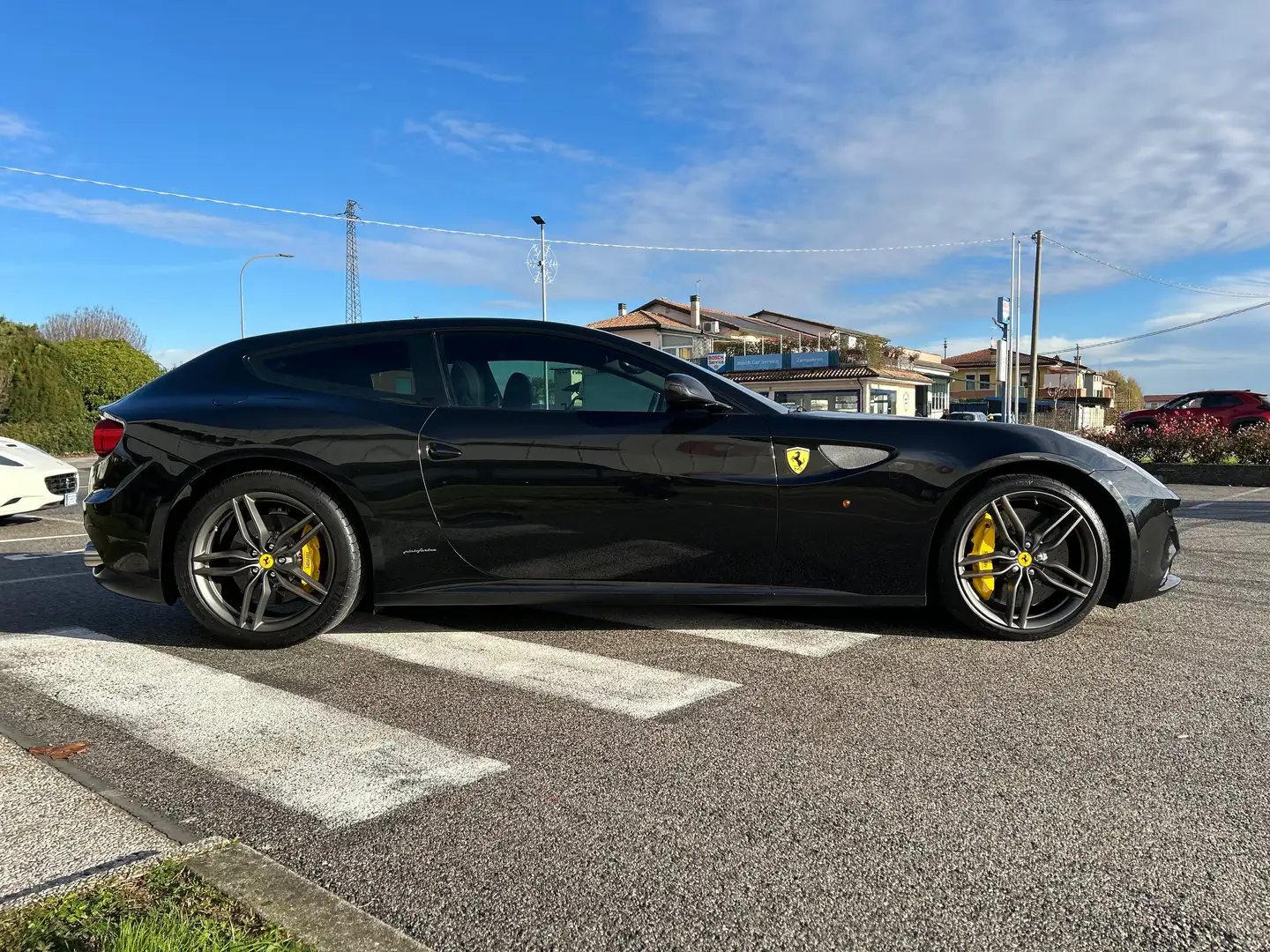Ferrari FF FF 6.3 V12 dct ITALIANA FULL SERVICE Schwarz - 2