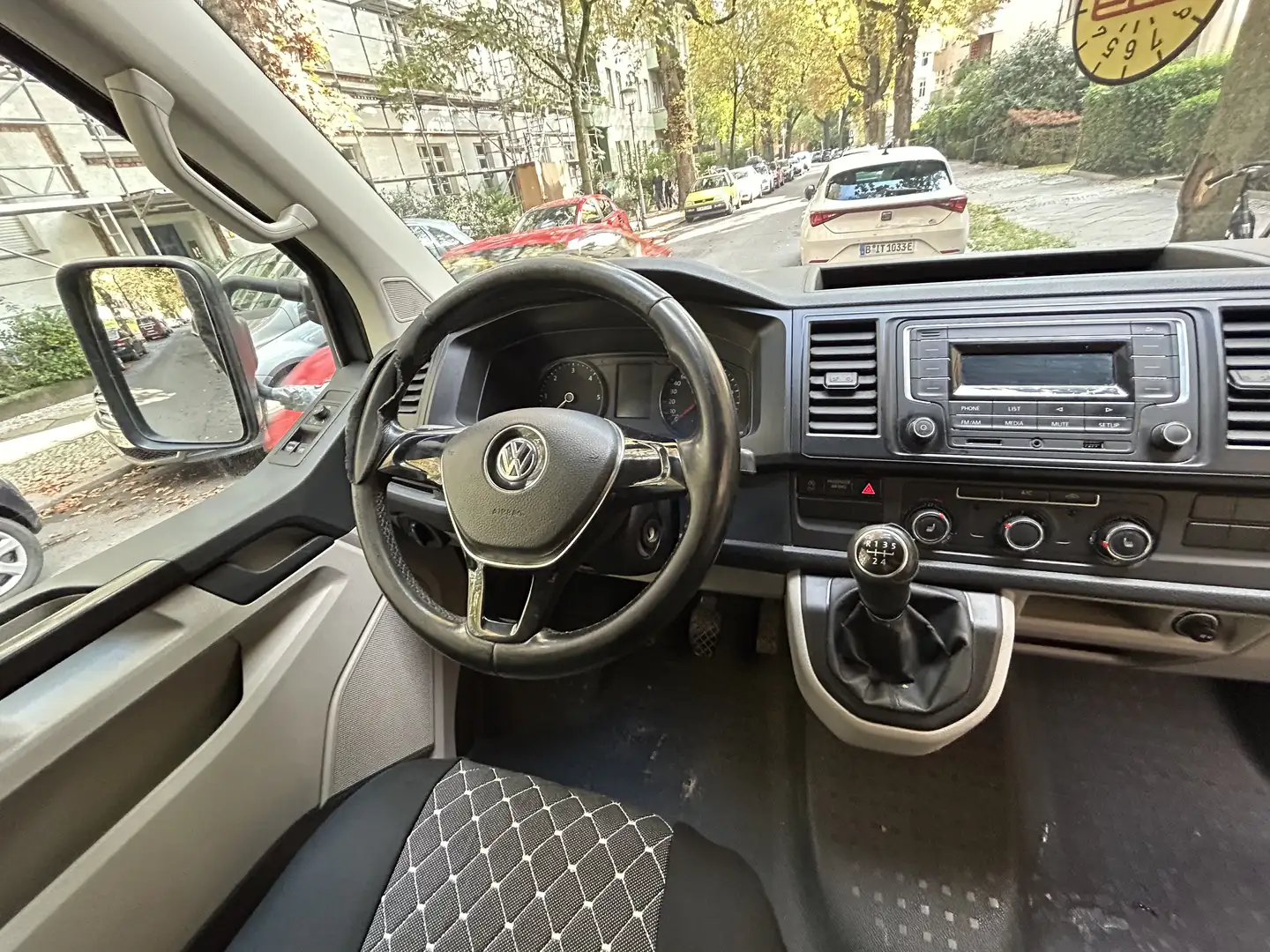 Volkswagen T6 Transporter Pritsche - 2