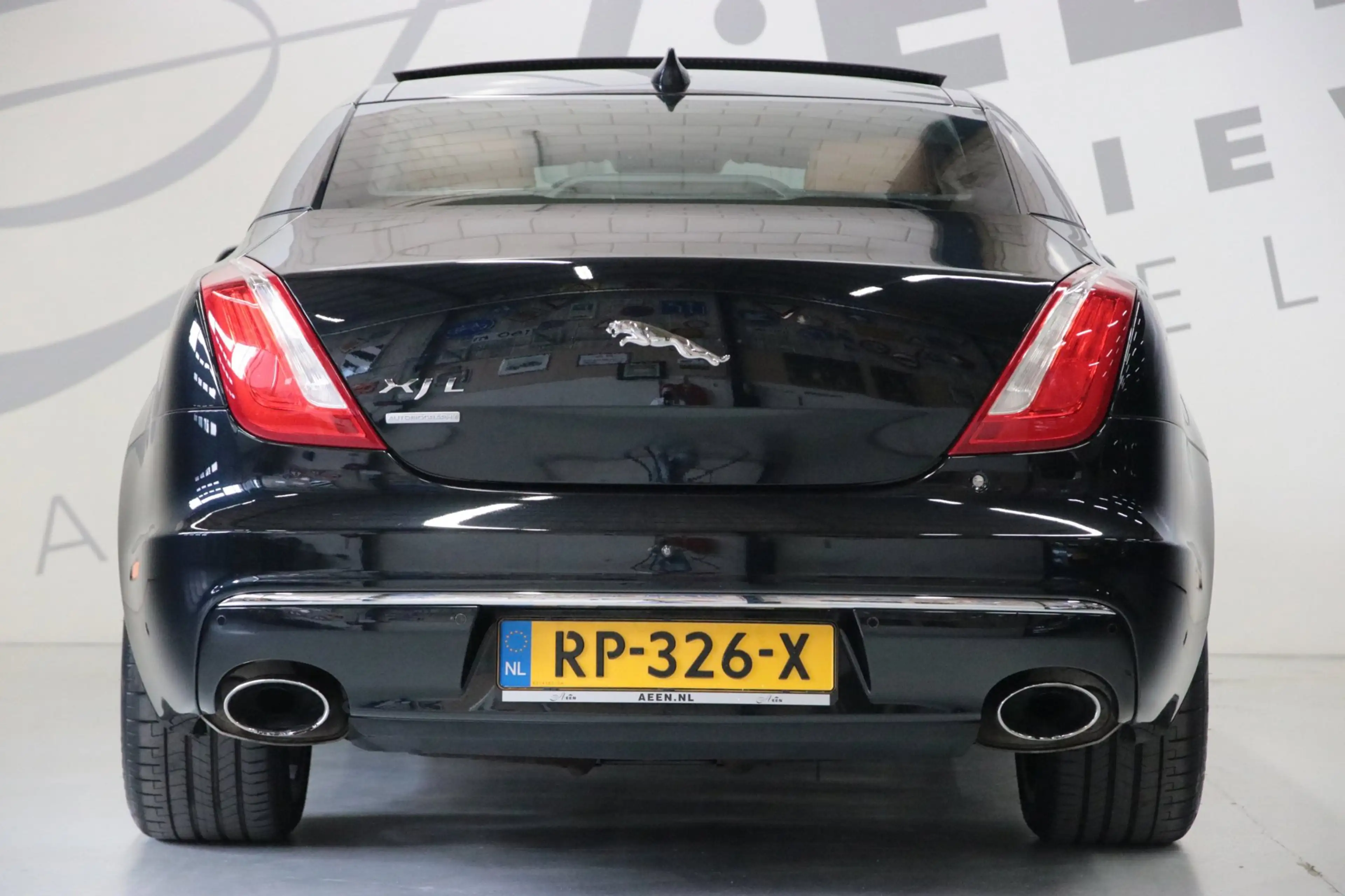 Jaguar XJ 3.0 V6 SC AWD Autobiography LWB/Apple carplay/NAP/ — photo 13