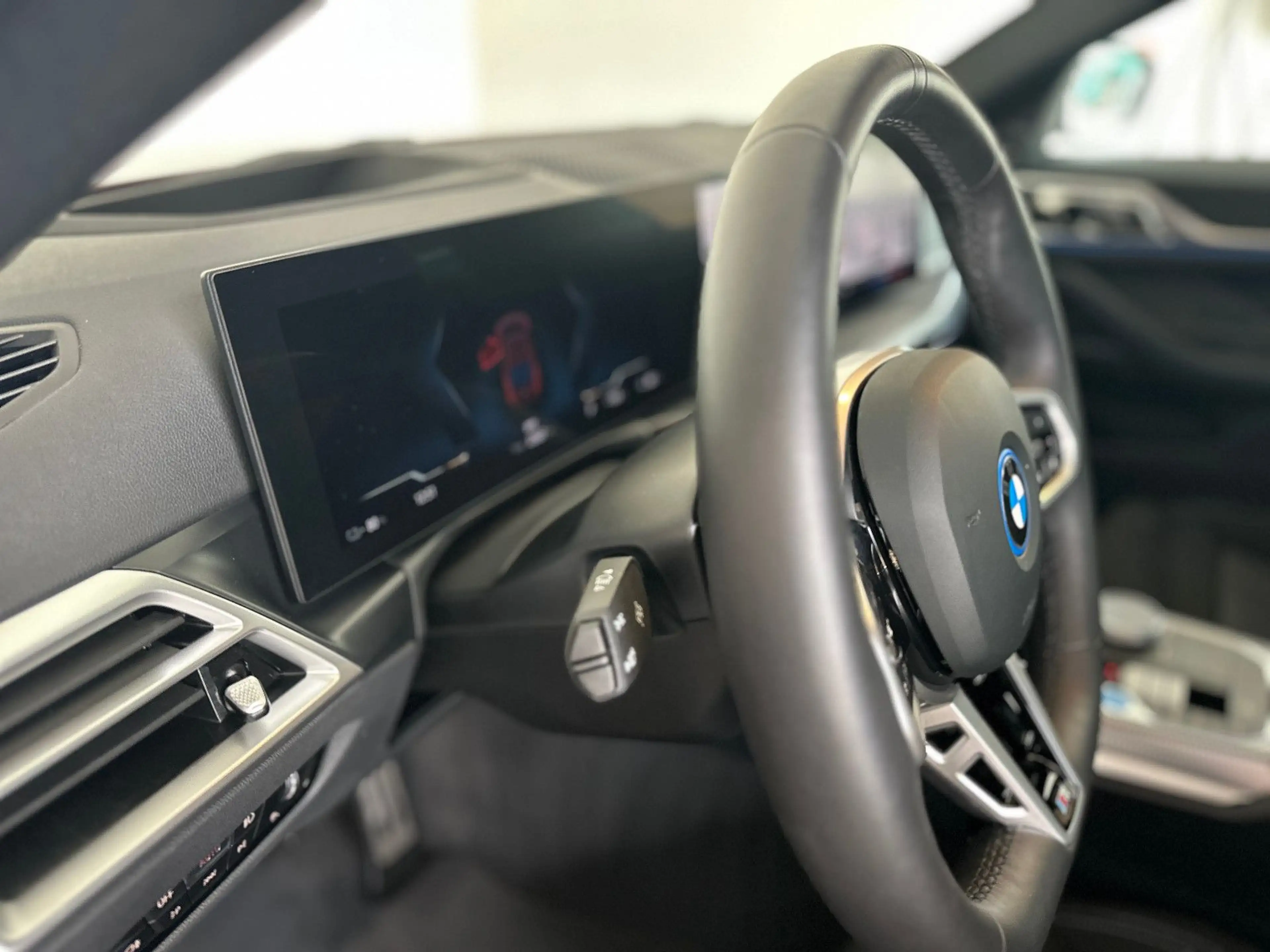 BMW i4 GranCoupe 40eDrive M Sport H/K adapLED HUD — photo 16