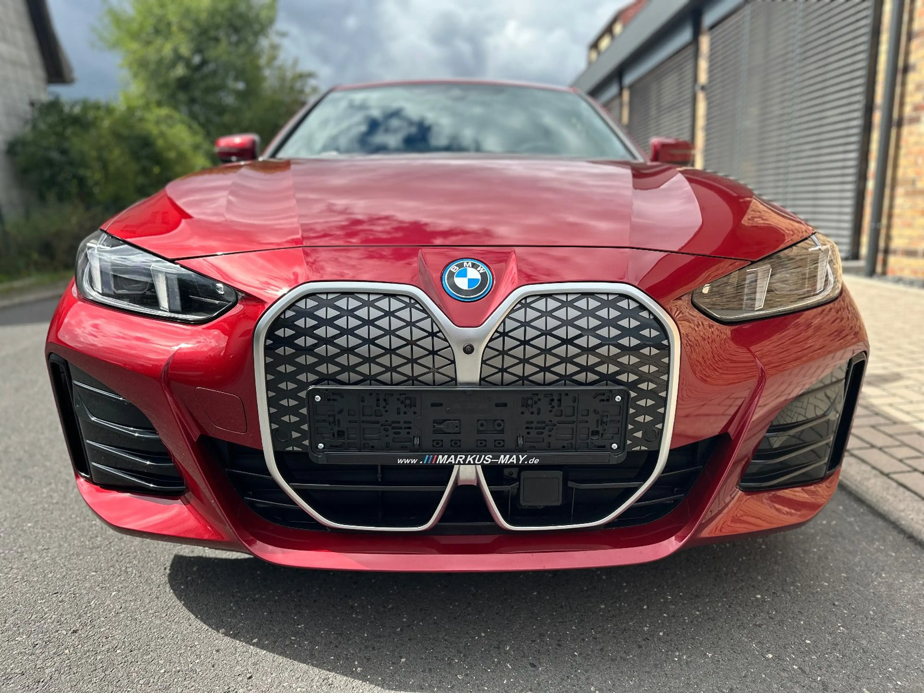 BMW i4 GranCoupe 40eDrive M Sport H/K adapLED HUD — photo 2