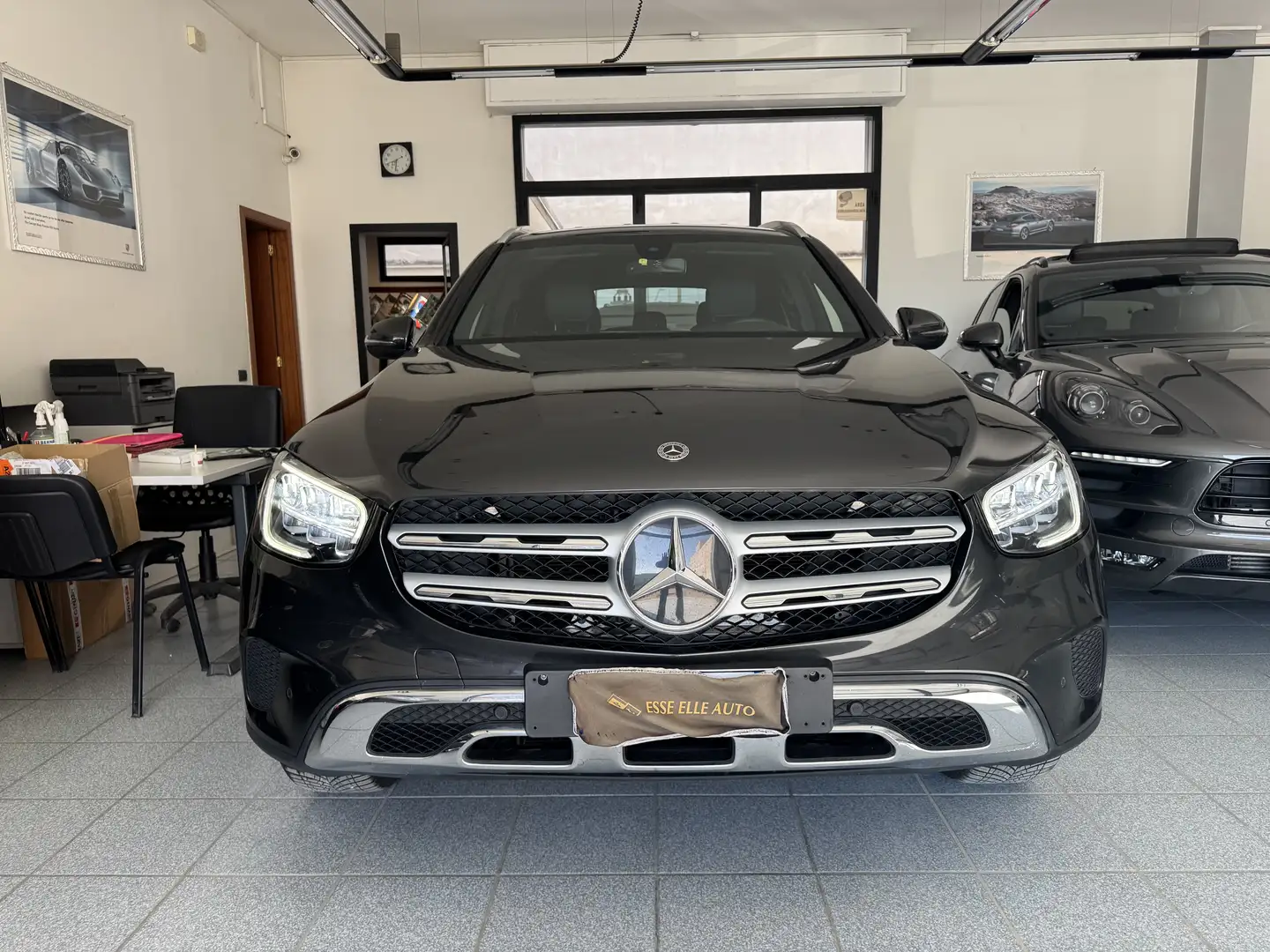Mercedes-Benz GLC 220 d Sport 4matic auto Grigio - 2