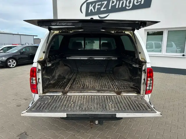 Nissan Navara view 8