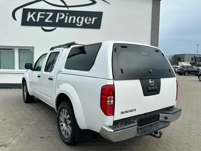 Nissan Navara view 9