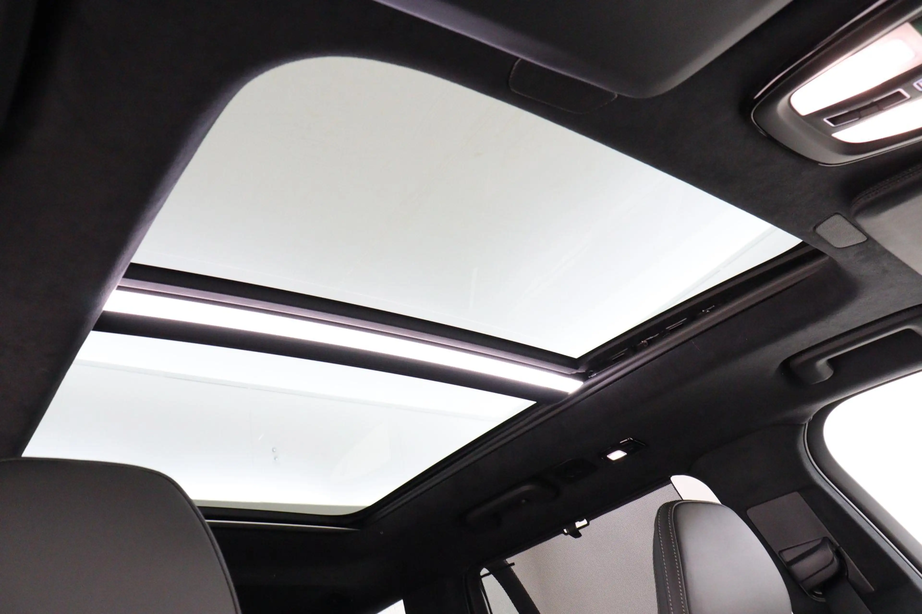 Volvo XC90 II T8 PLUG-IN HYBRID AWD ULTRA BLACK ED. EXEC. -PA — photo 12