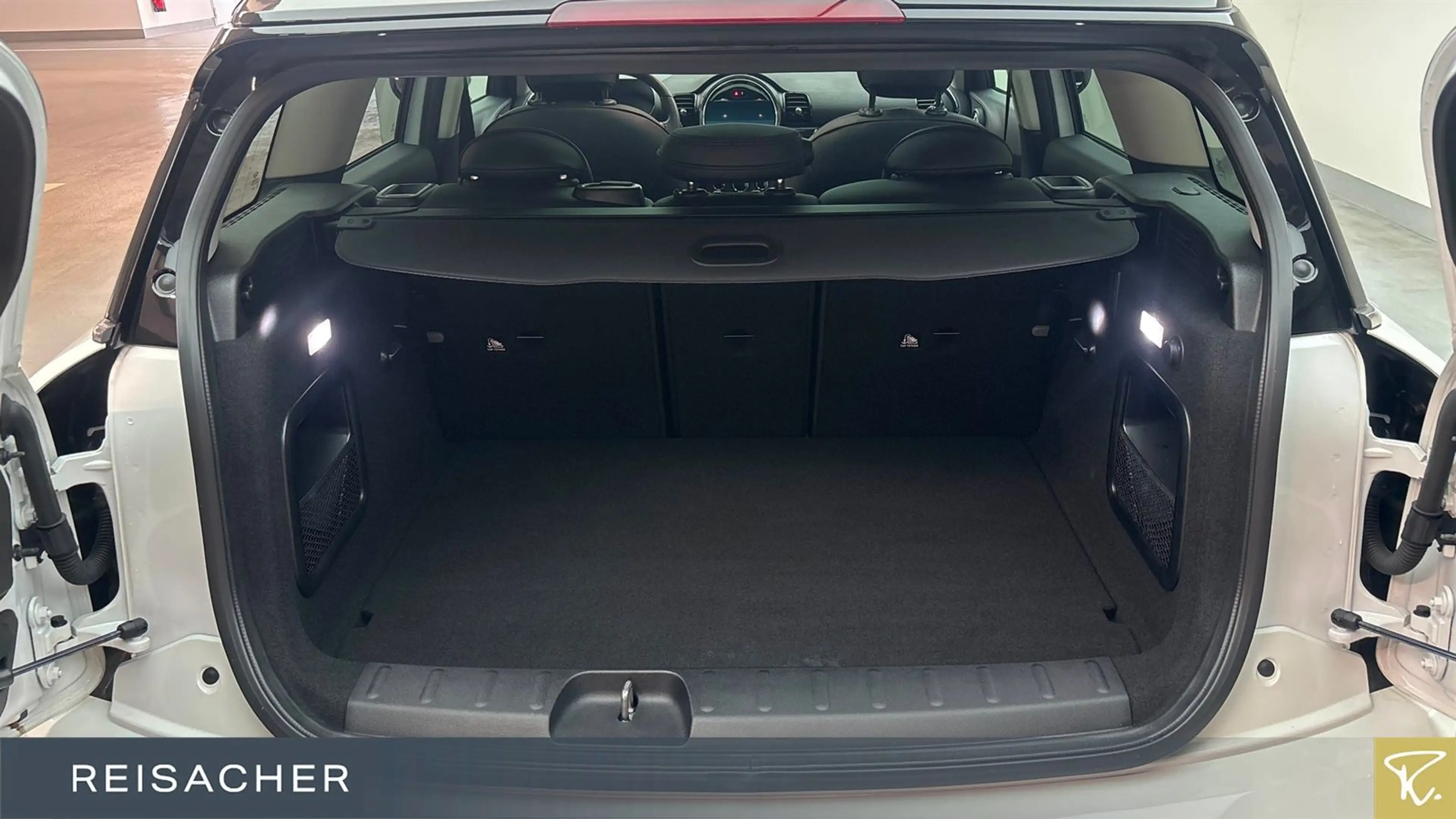 MINI Cooper Clubman A Classic-Trim,Pano,Navi,HUD,RFK — photo 10
