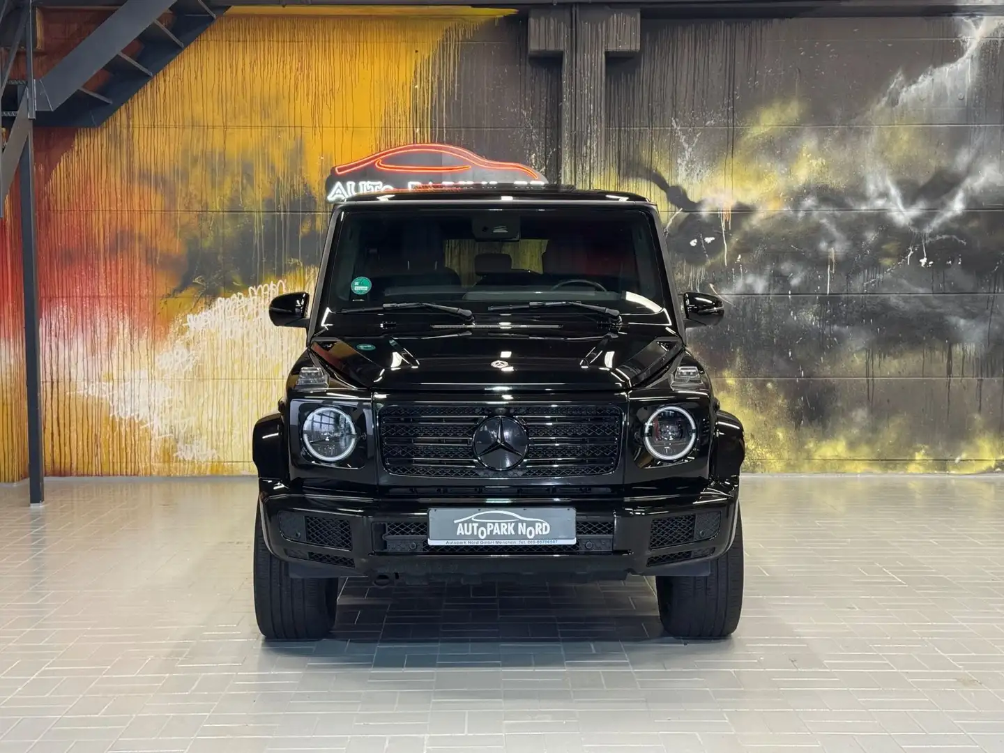 Mercedes-Benz G 400 d BURMESTER~KAMERA 360~GLAS SD~STANDHEIZUNG Černá - 2