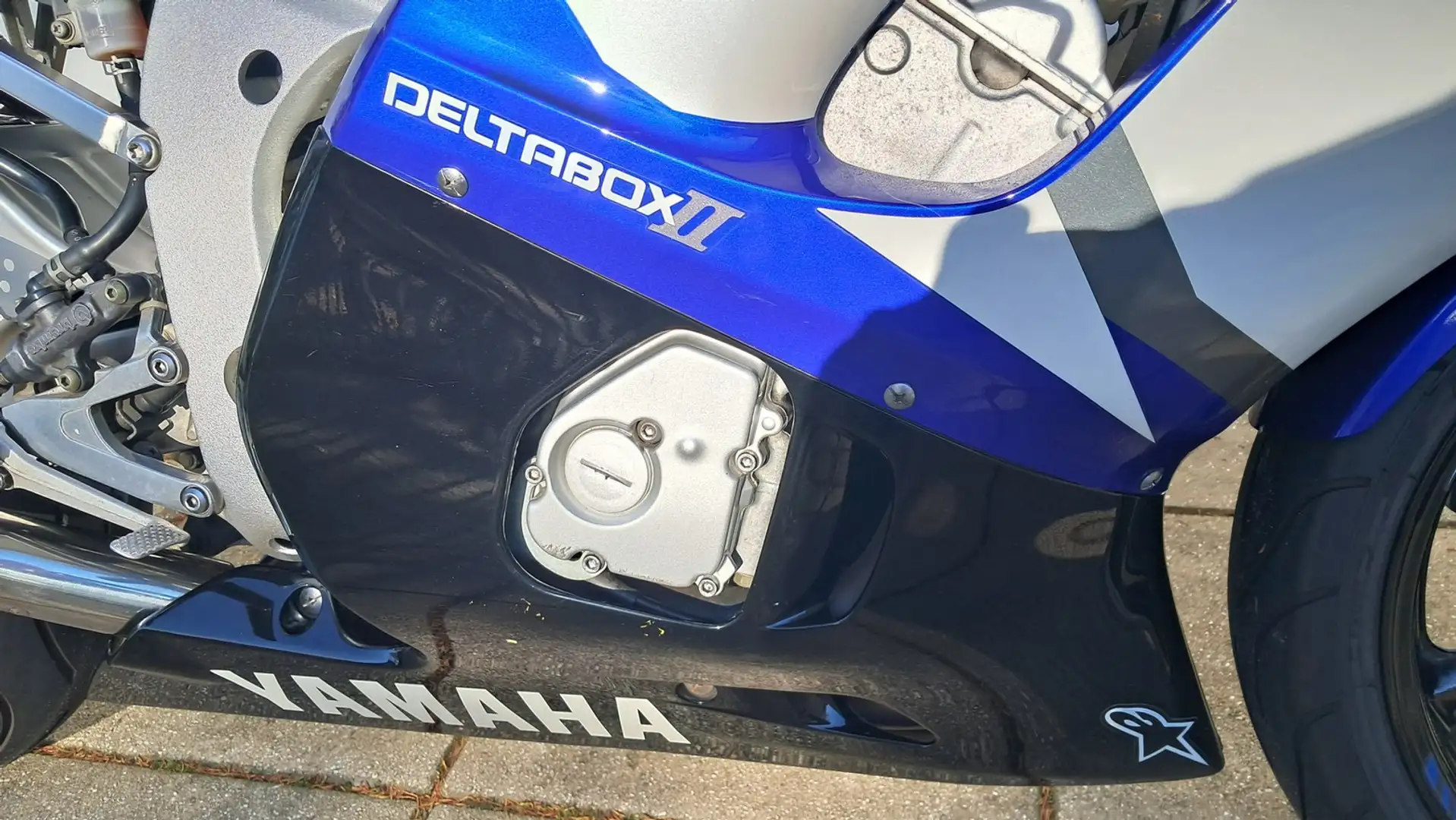 Yamaha YZF-R6 Azul - 2