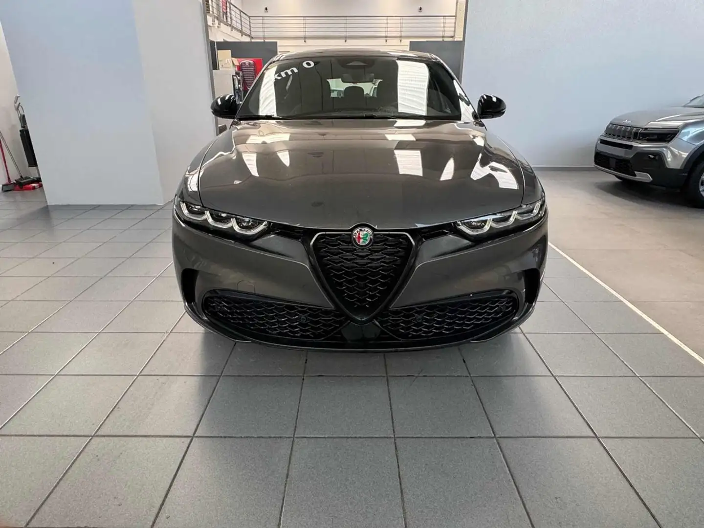 Alfa Romeo Tonale 1.6 diesel 130 CV TCT6 Sprint Grijs - 2