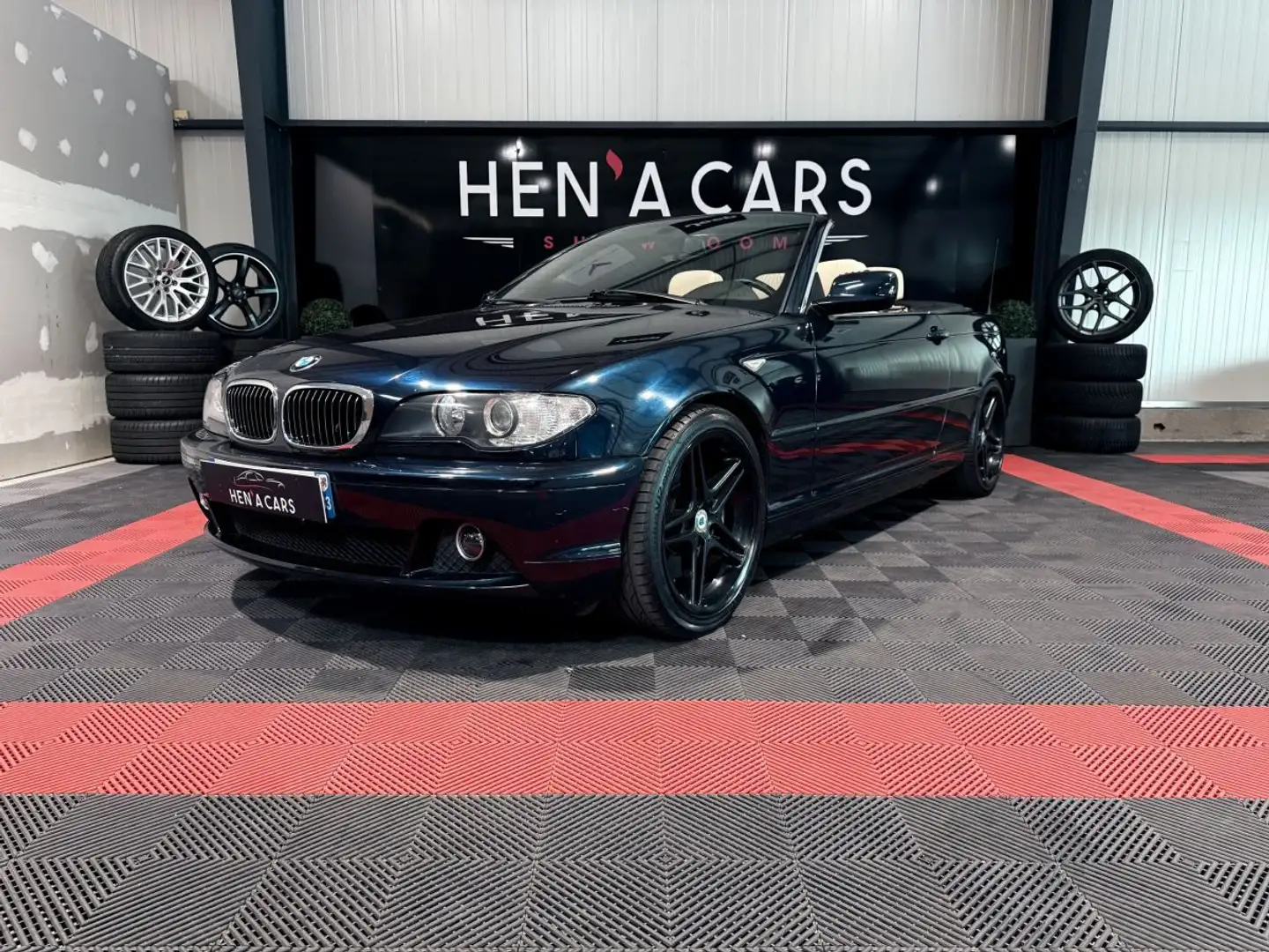BMW 330 (4) 330Ci Cabriolet 231ch BVM6 Préf. Luxe Noir - 1