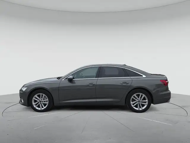 Audi A6 view 6