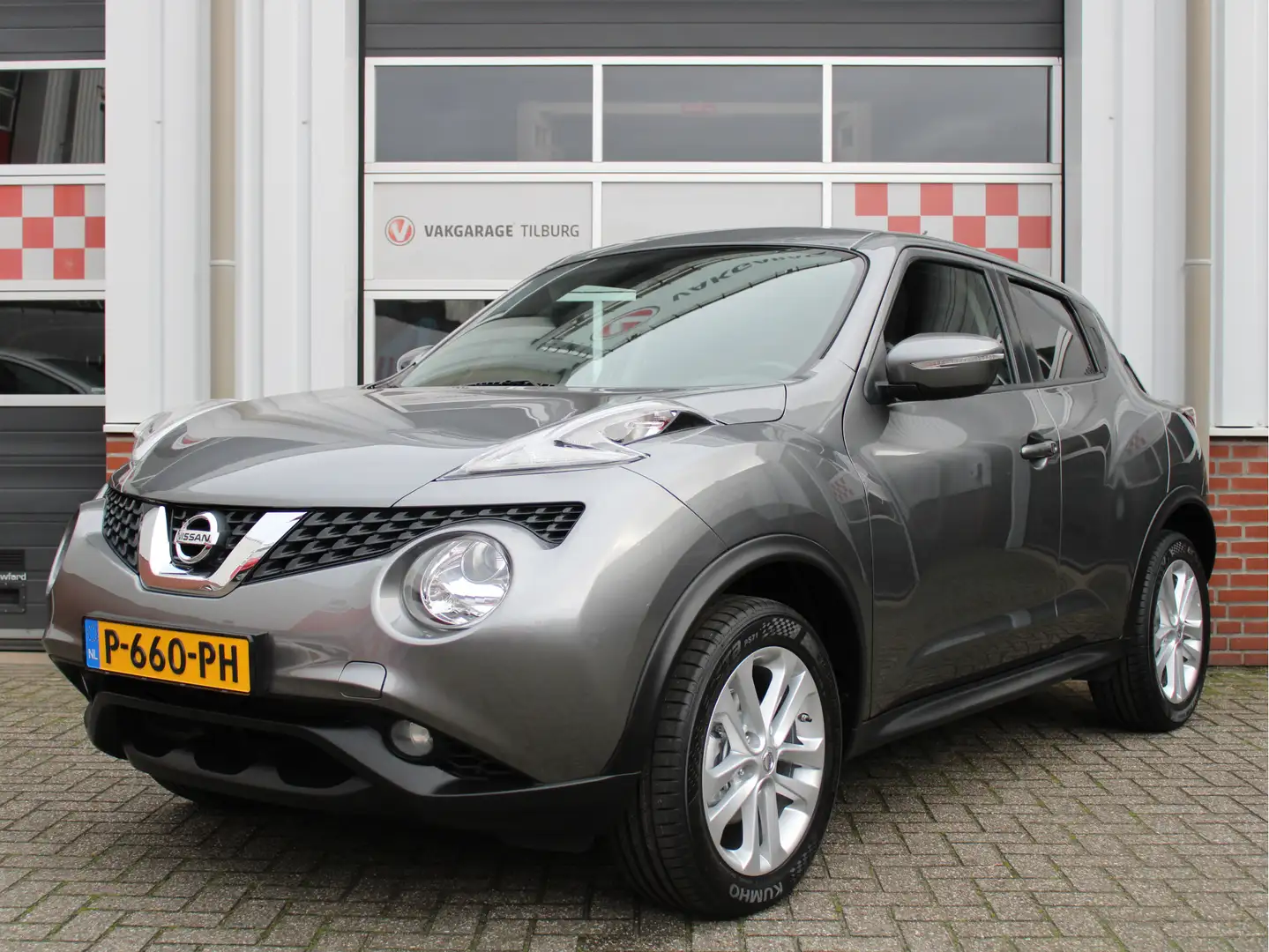 Nissan Juke 1.6 Acenta Automaat /NAVI/Climate/Cruise control/P Grijs - 1