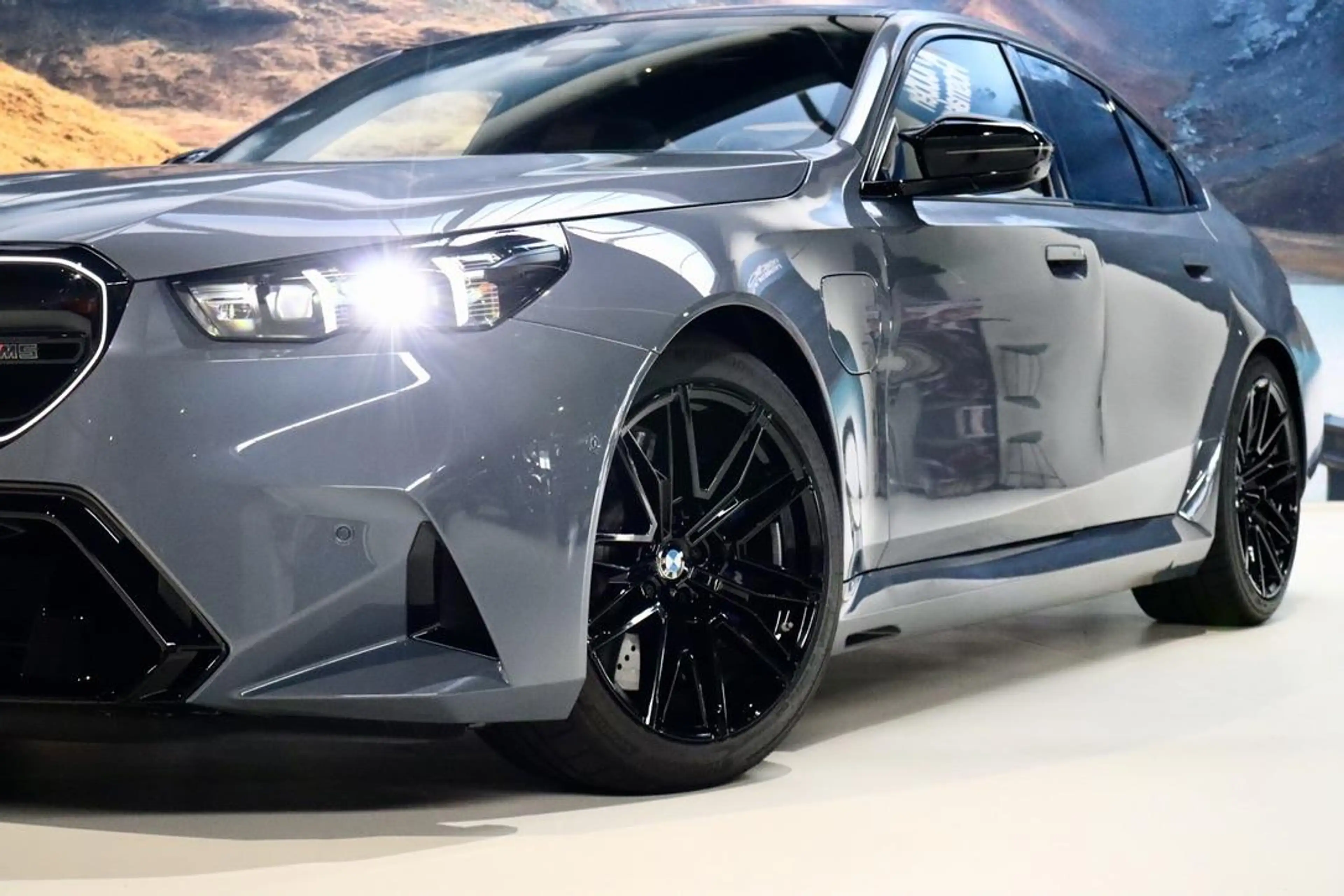 BMW M5 5-serie |M Drivers|PANO|Storm Bay Met. — photo 4