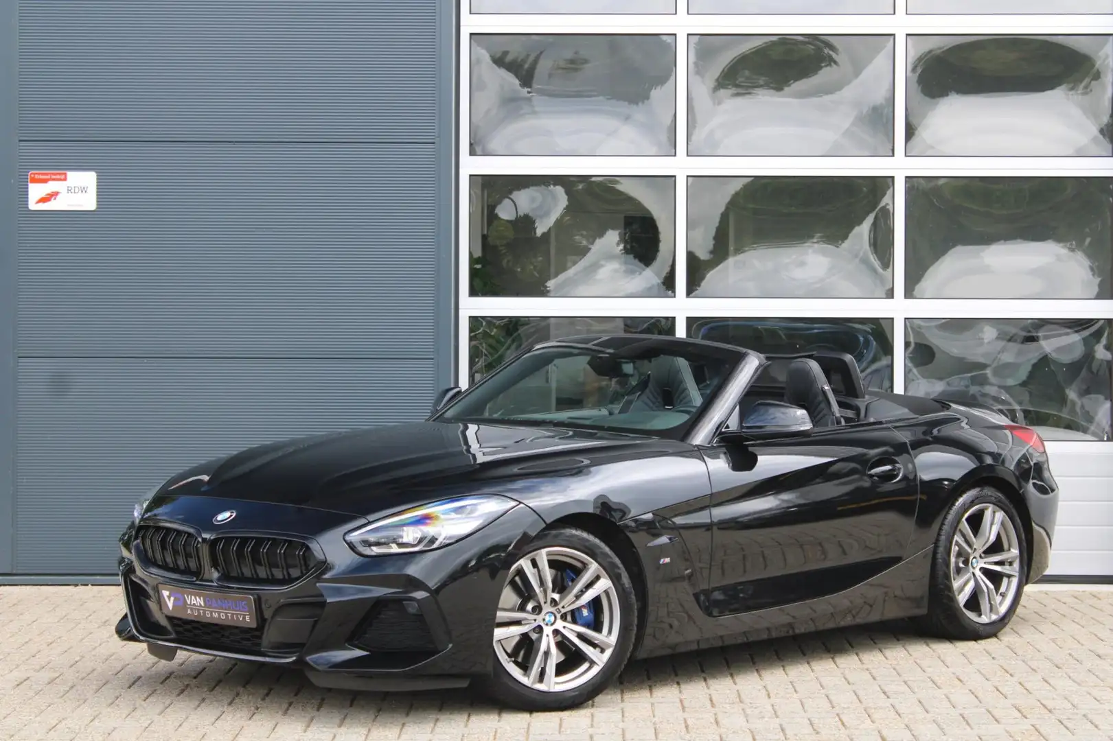 BMW Z4 Roadster SDrive30i 258pk High Executive M-Sport | Negro - 1