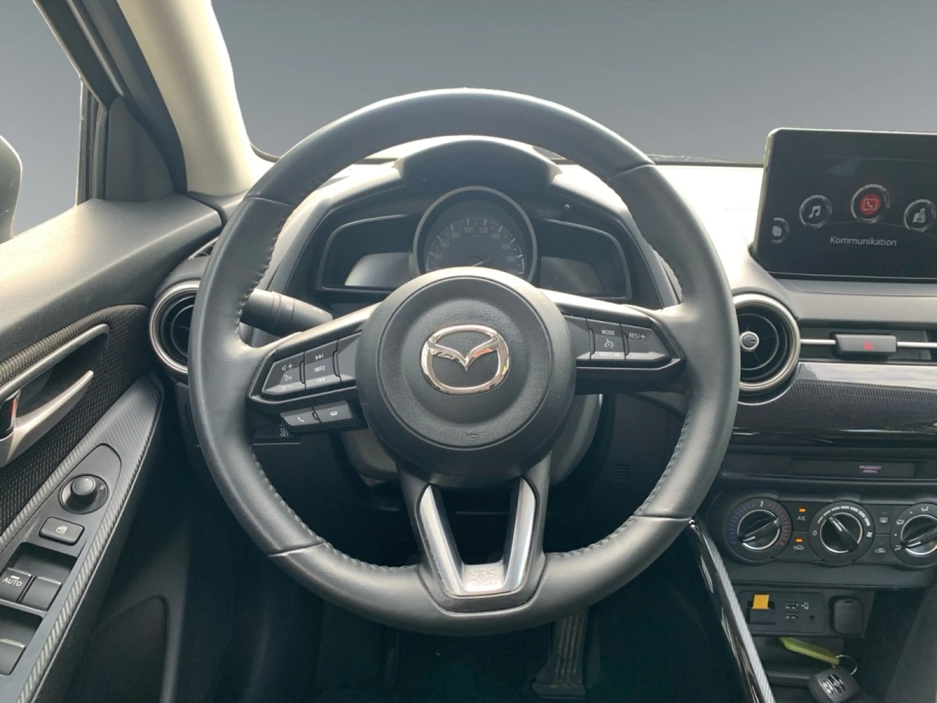 Mazda 2 1.5 SKYACTIV-G 90 M-Hybrid EU6d Center-Line KLIMA — photo 12