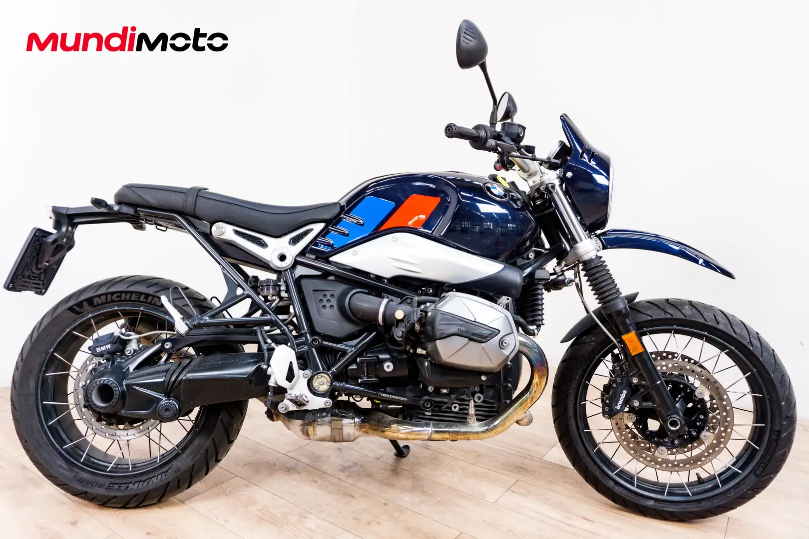 BMW R nineT - 1