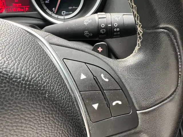 Alfa Romeo Giulietta view 14