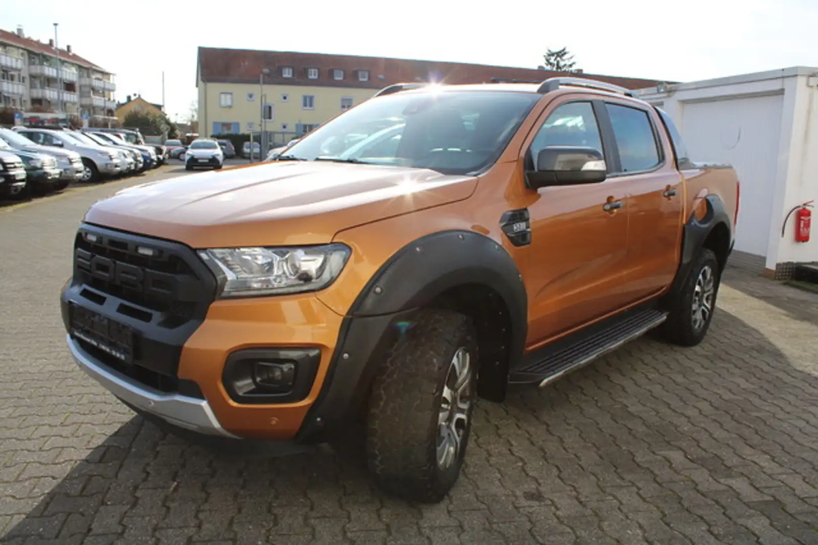 Ford Ranger 3.2 Wildtrak DoKa 4x4 Top*Voll*Autom. Orange - 1