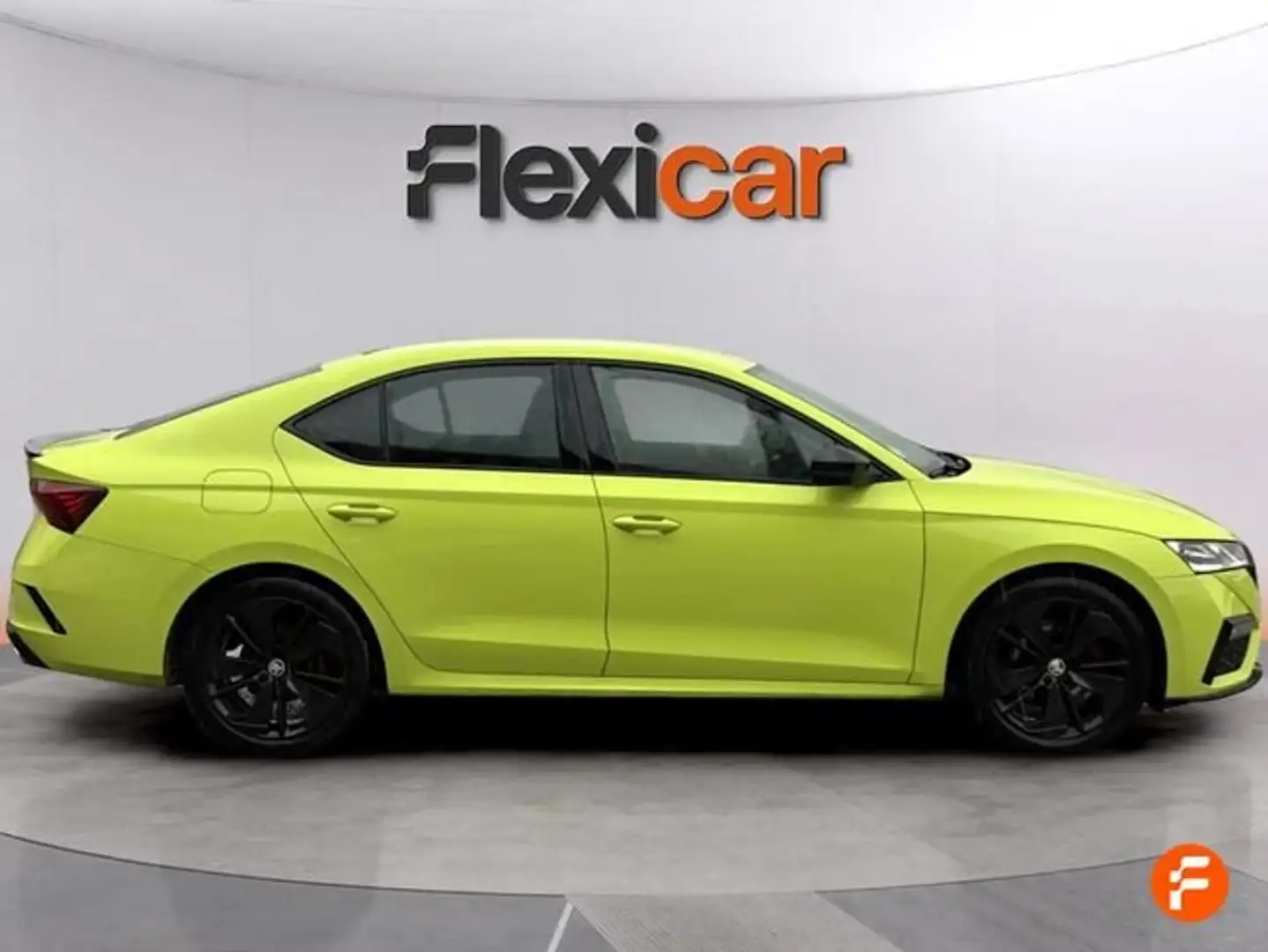 Skoda Octavia 2.0TDI RS DSG 147kW Amarillo - 2