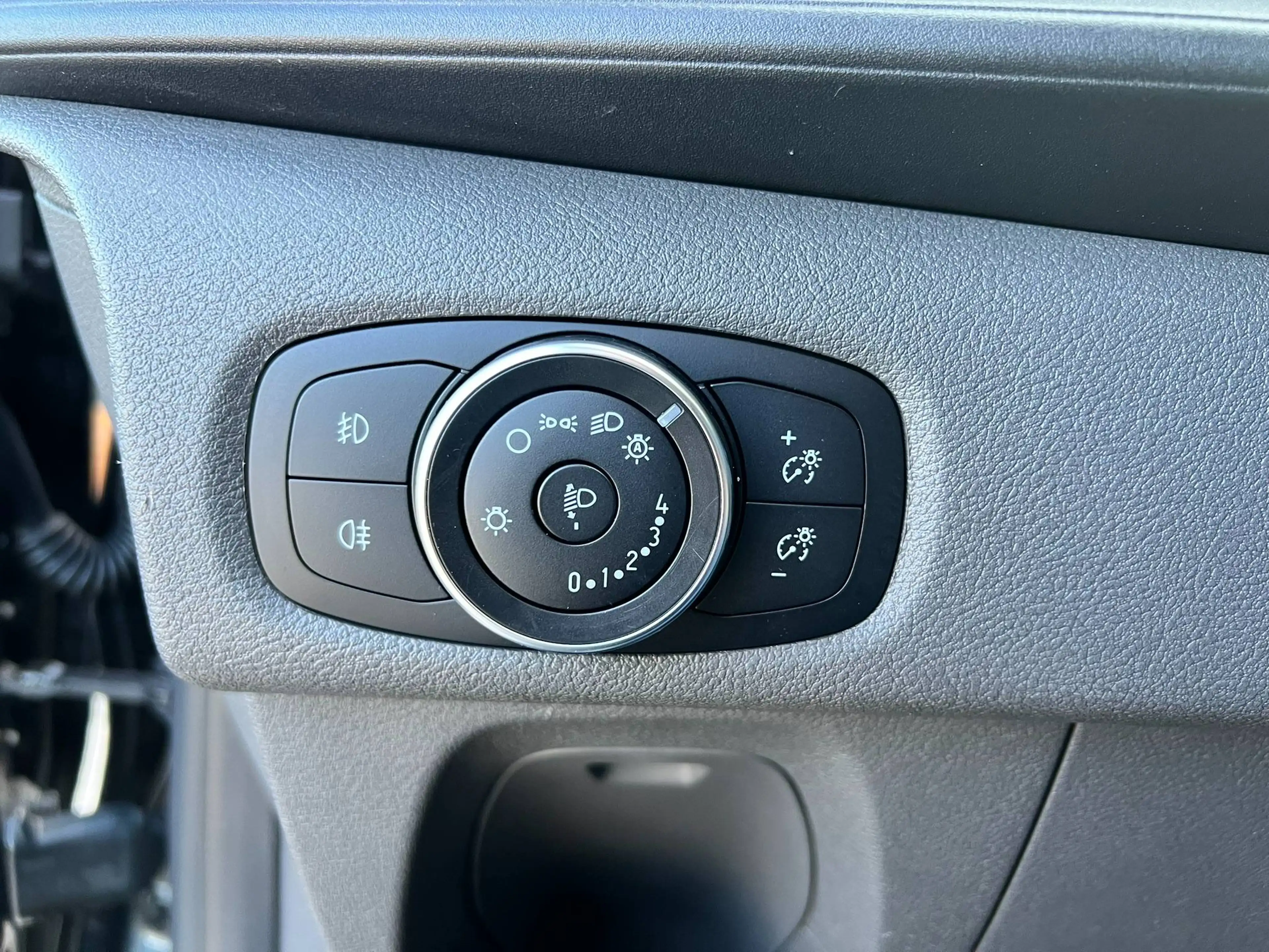 Ford Transit Custom 2.0tdci - NAVI / CAMERA / CRUISE/ GARANTIE — photo 11