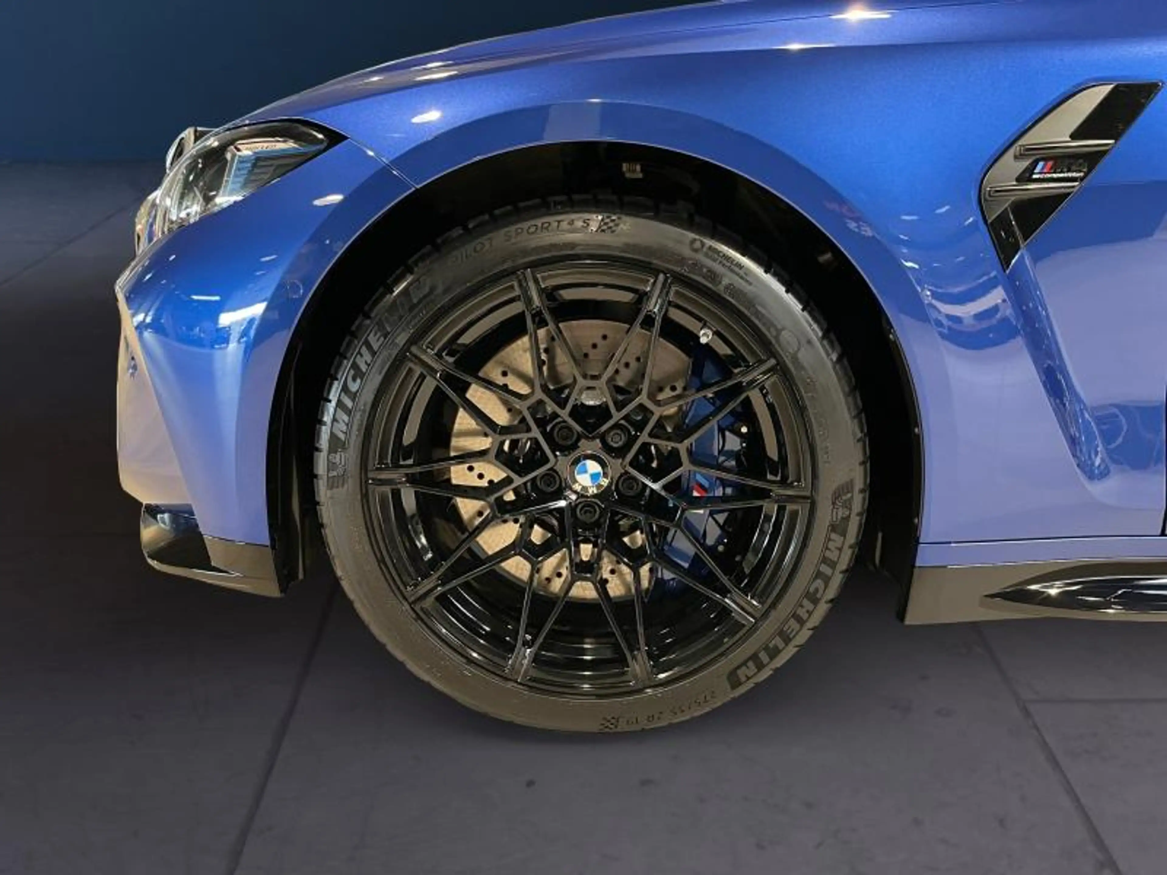 BMW M4 M4 Competition xDrive Coupé — photo 9