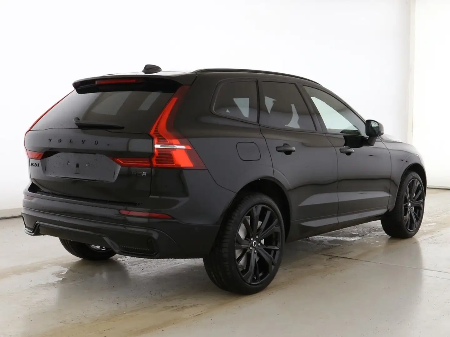 Volvo XC60 B5 AWD Ultimate Black Edition Auto Schwarz - 2