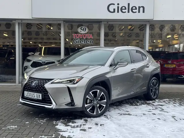 Lexus UX 250h Preference Line | Dodehoekherkenning, 18 inch, Sto