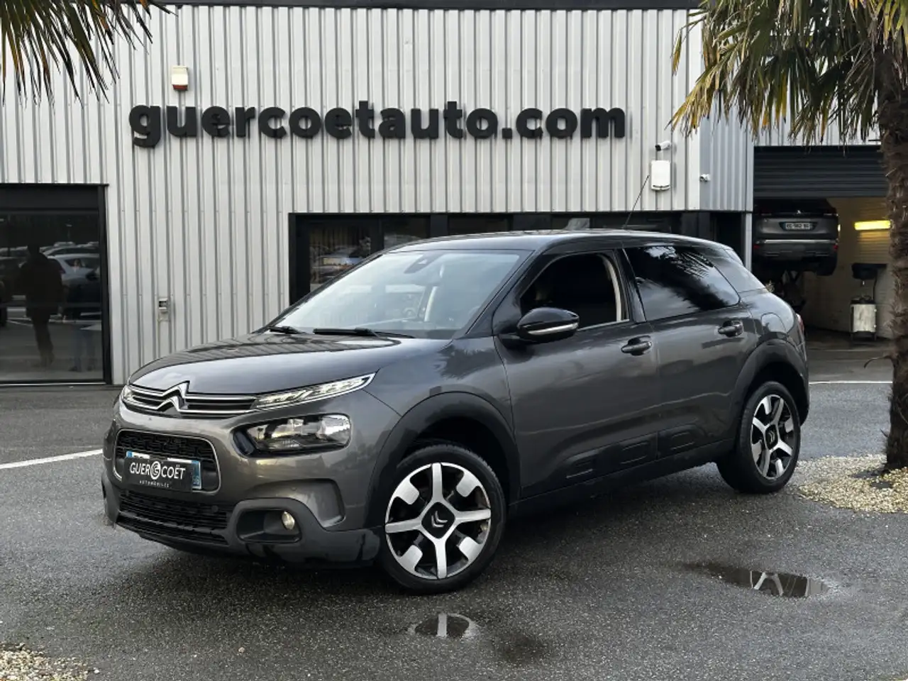 Citroen C4 Cactus PURETECH 110CH S\\u0026S SHINE E6.D 6CV