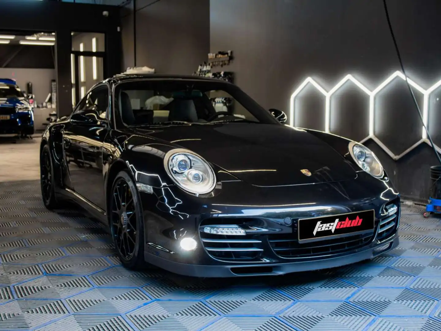 Porsche 997 911 997.2 TURBO S 530 HP Černá - 2