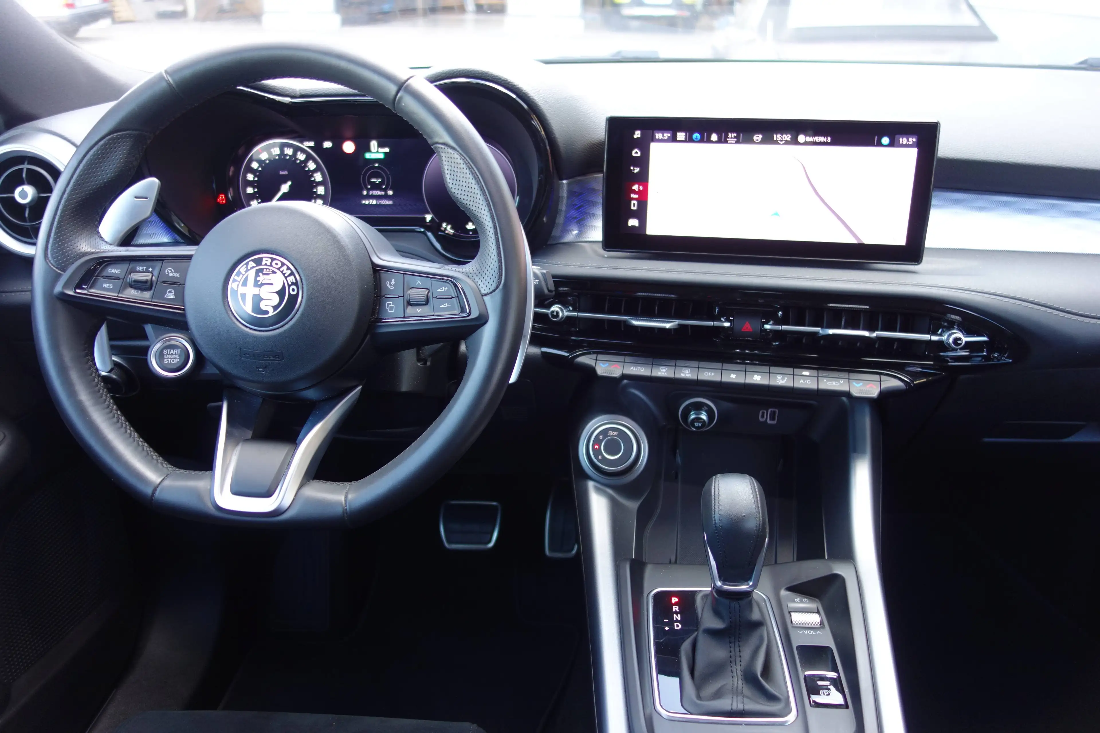 Alfa Romeo Tonale Edizione Speciale *20 Zoll/RFK/PDC/Herstellergarantie bis 08.2027* — photo 13