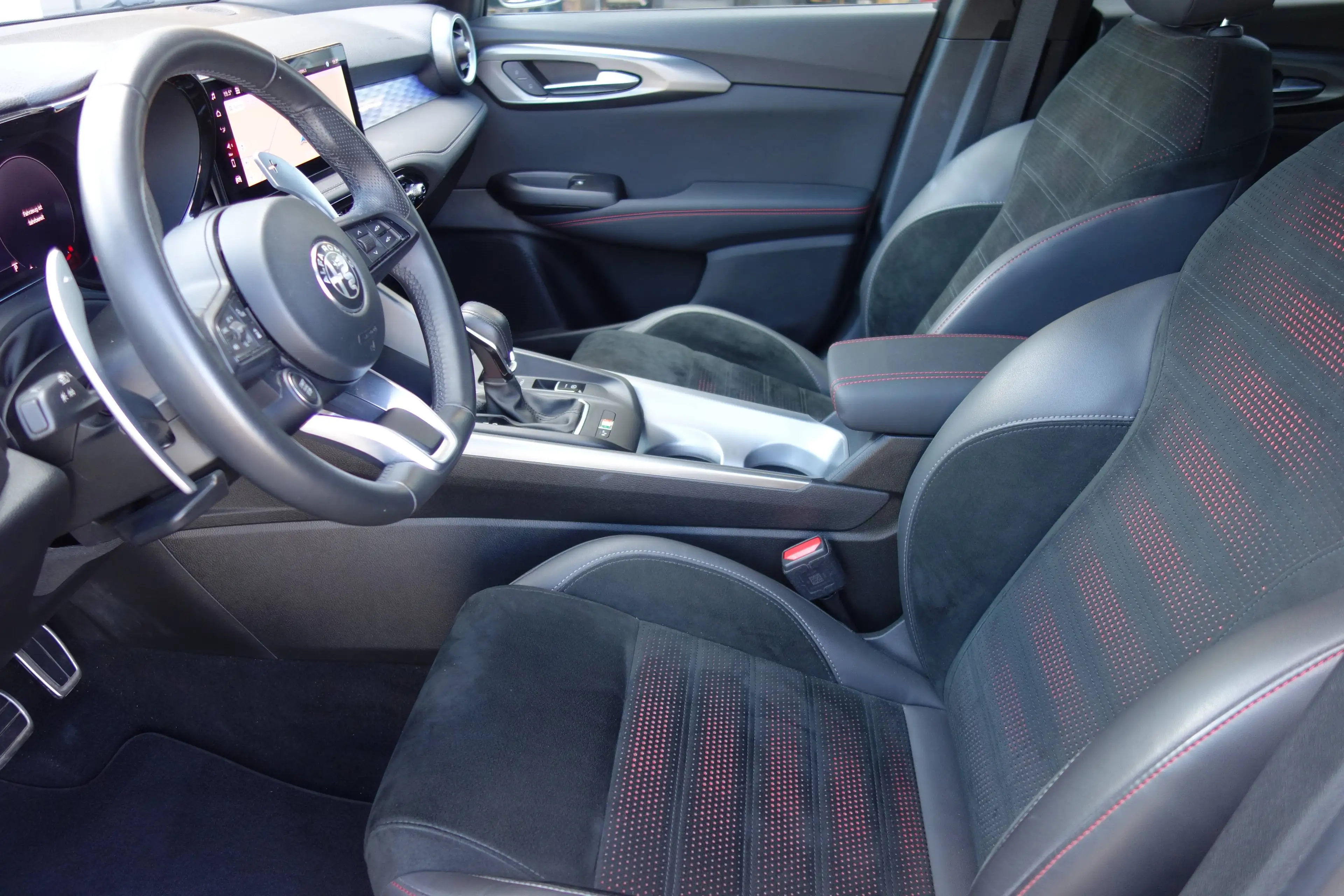 Alfa Romeo Tonale Edizione Speciale *20 Zoll/RFK/PDC/Herstellergarantie bis 08.2027* — photo 9