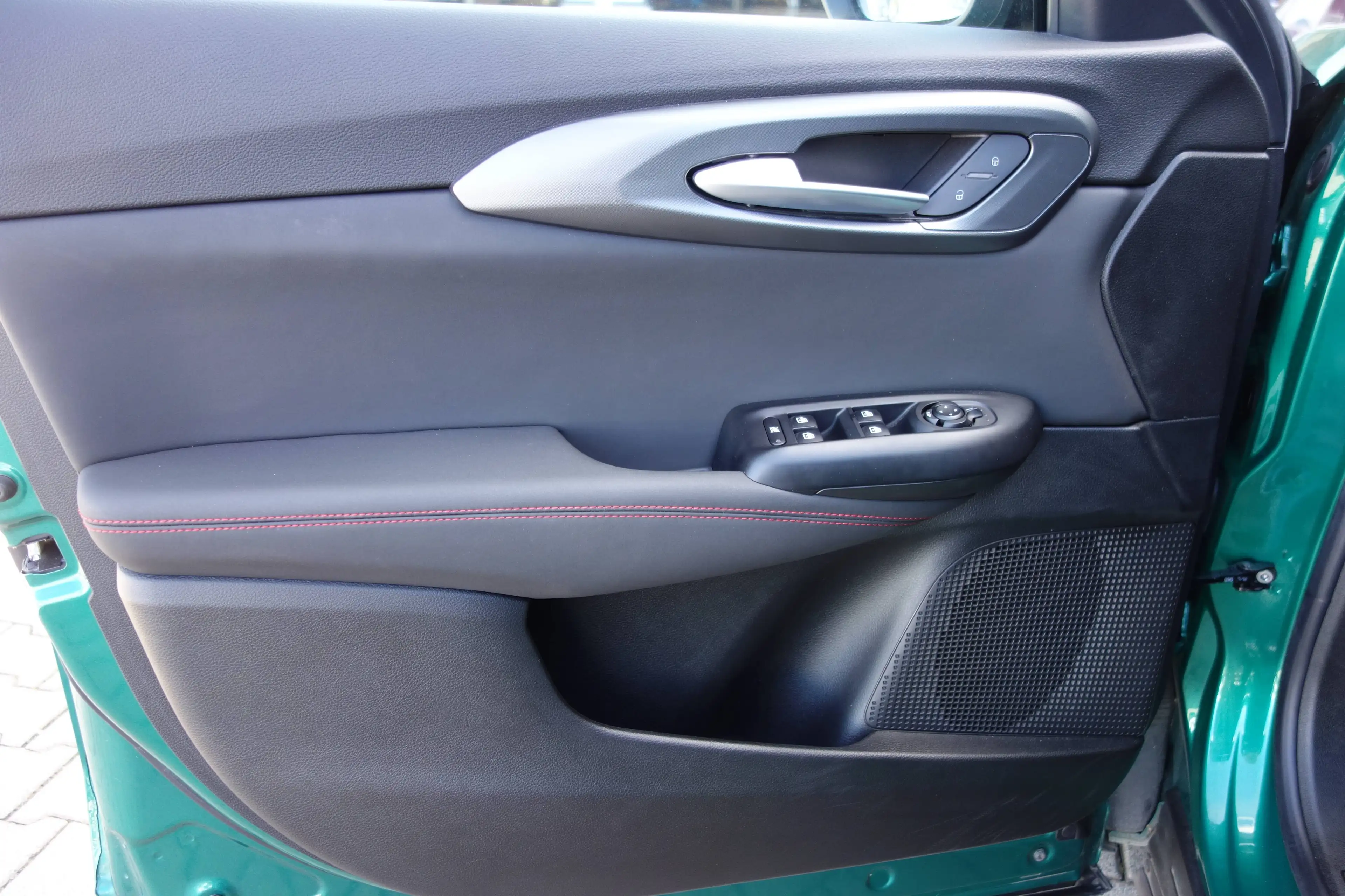 Alfa Romeo Tonale Edizione Speciale *20 Zoll/RFK/PDC/Herstellergarantie bis 08.2027* — photo 8