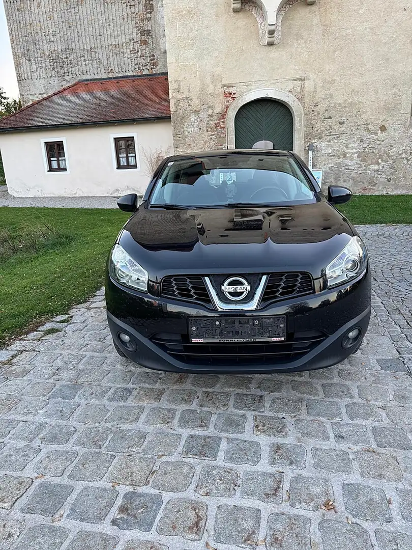 Nissan Qashqai 1.6 Acenta 4x2 Schwarz - 1