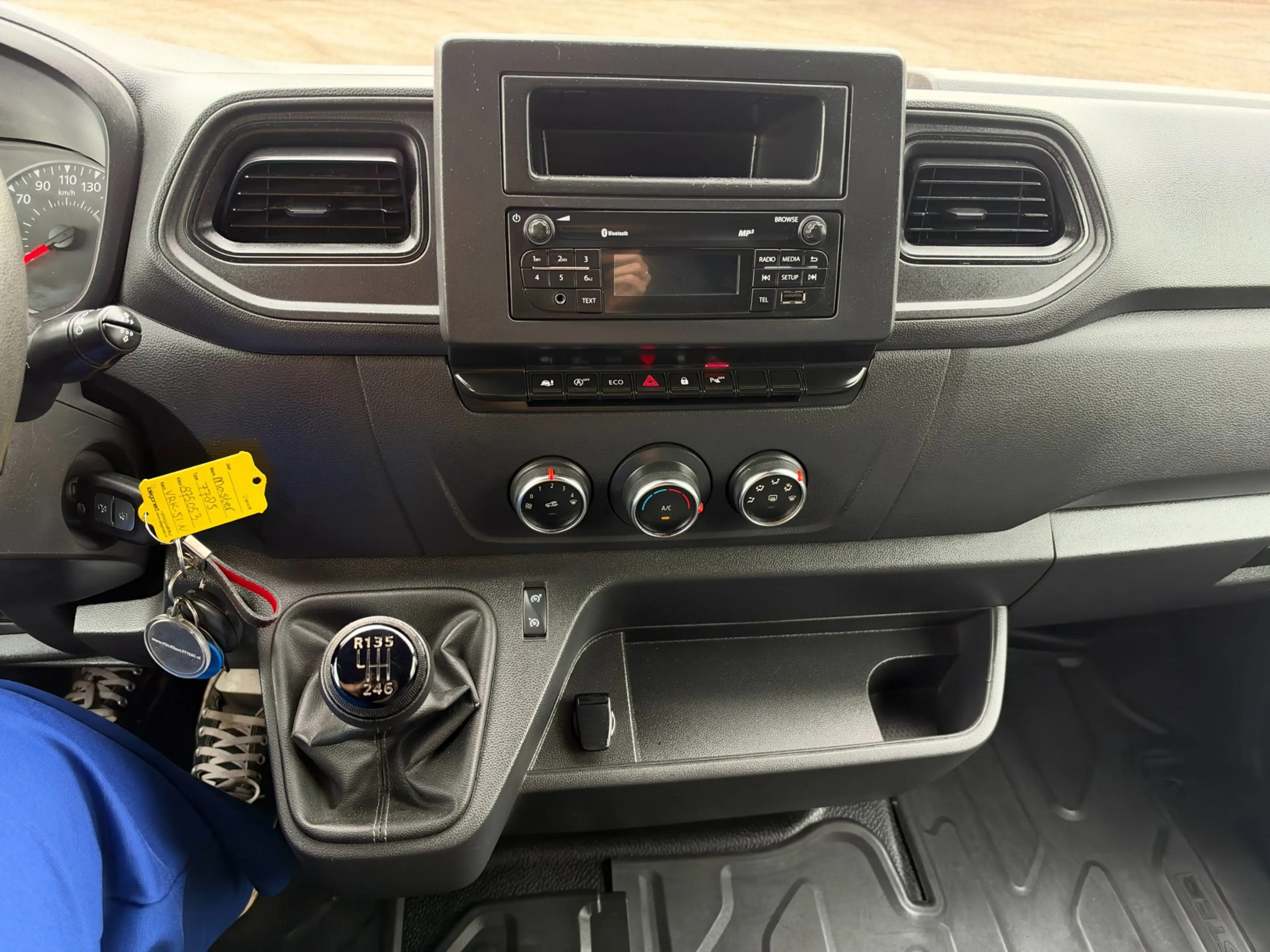 Renault Master T35 2.3 dCi 165PK L4H2 EL Airco / Cruise — photo 9