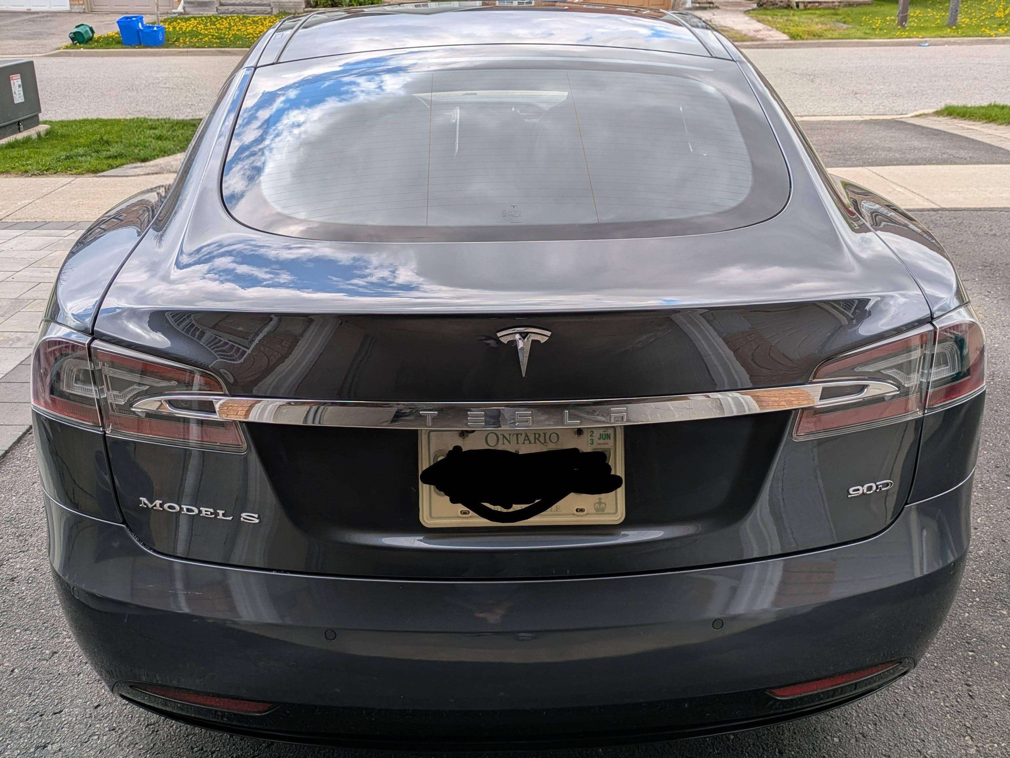 2016 Tesla Model S 90D alt 5