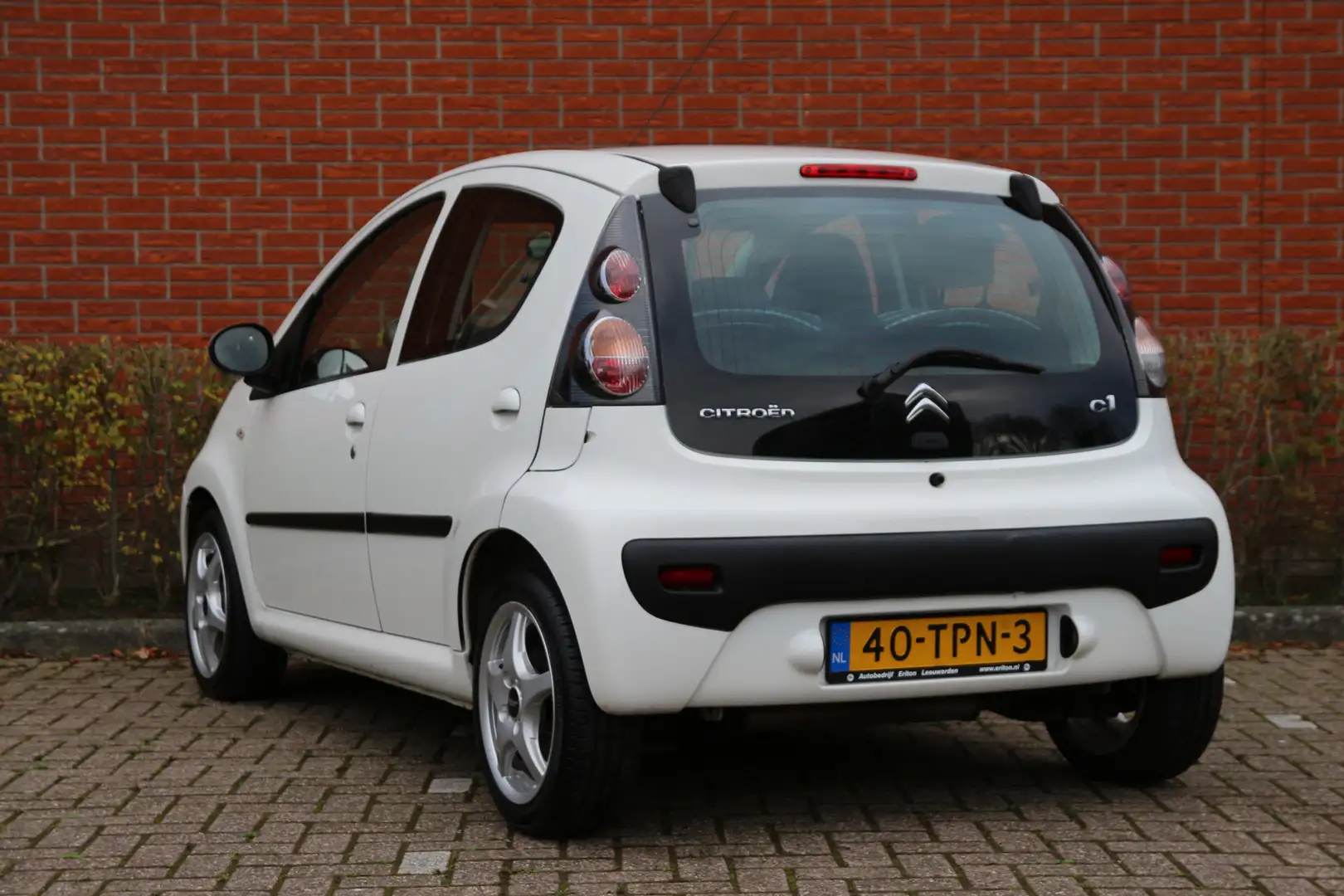 Citroen C1 1.0 68pk Attraction | NL-auto | Top staat! | 5 deu Blanc - 2
