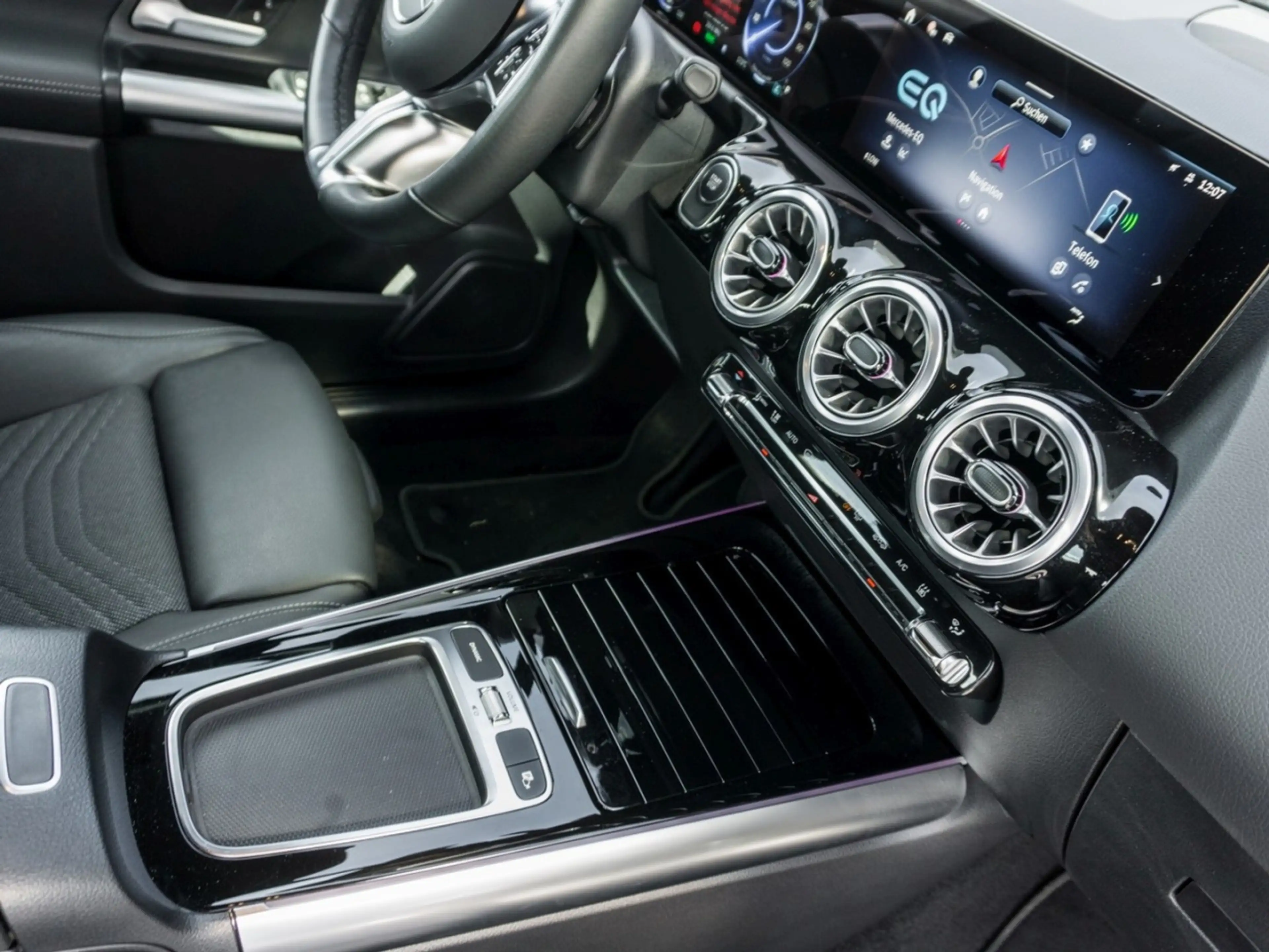 Mercedes-Benz EQA 300 4M Progressive EasyPack Navi Kamera SHZ — photo 15