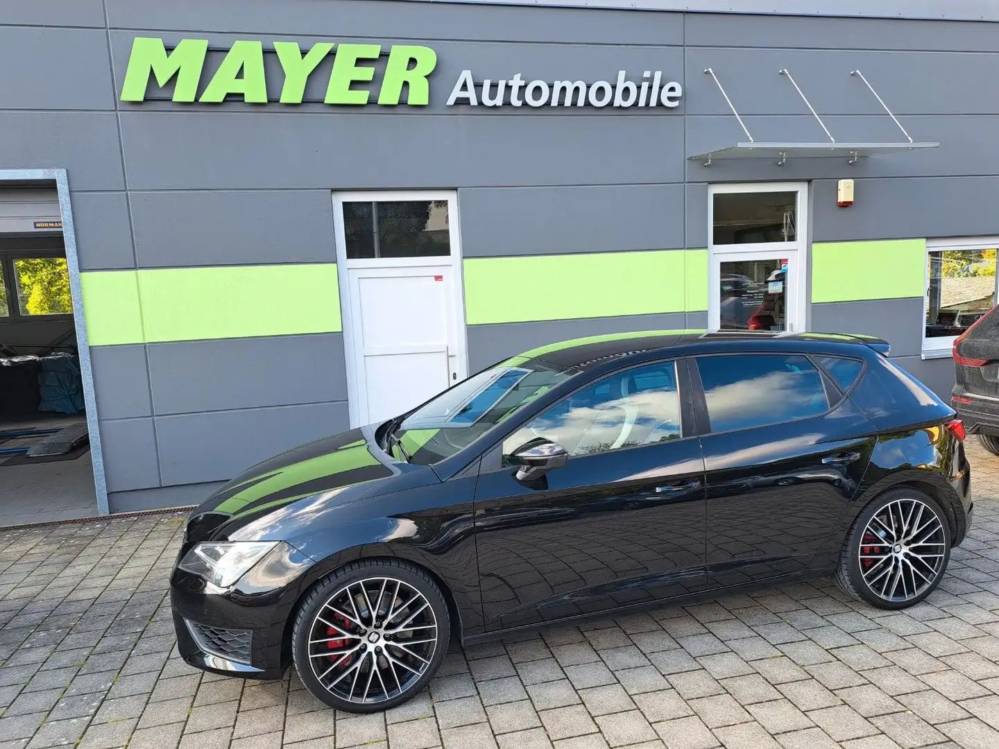 SEAT Leon Cupra 290 "Navi-LED-Aut." Schwarz - 1