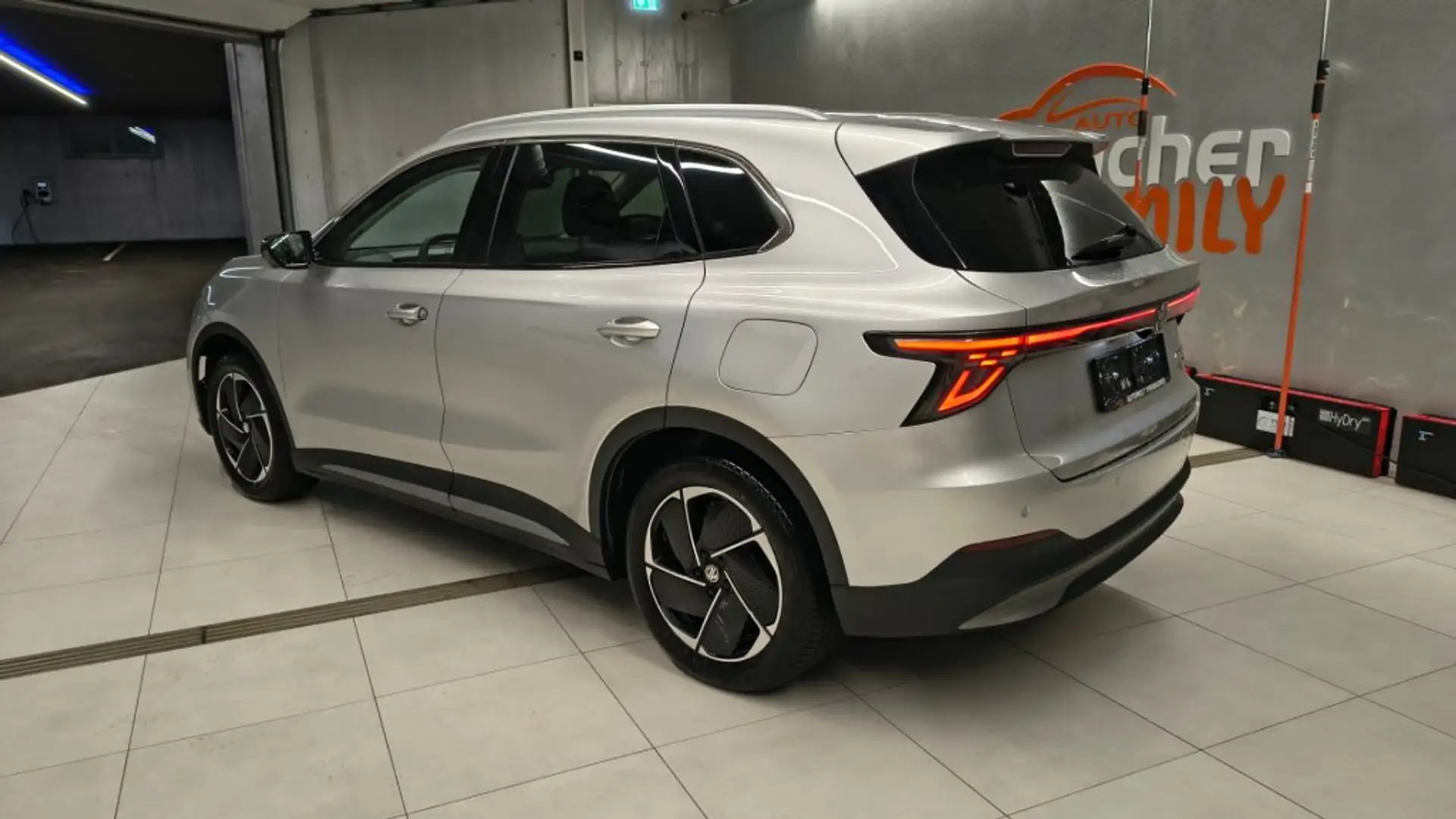 MG MGS5 EV S5 Luxury 64kwh Silber - 2